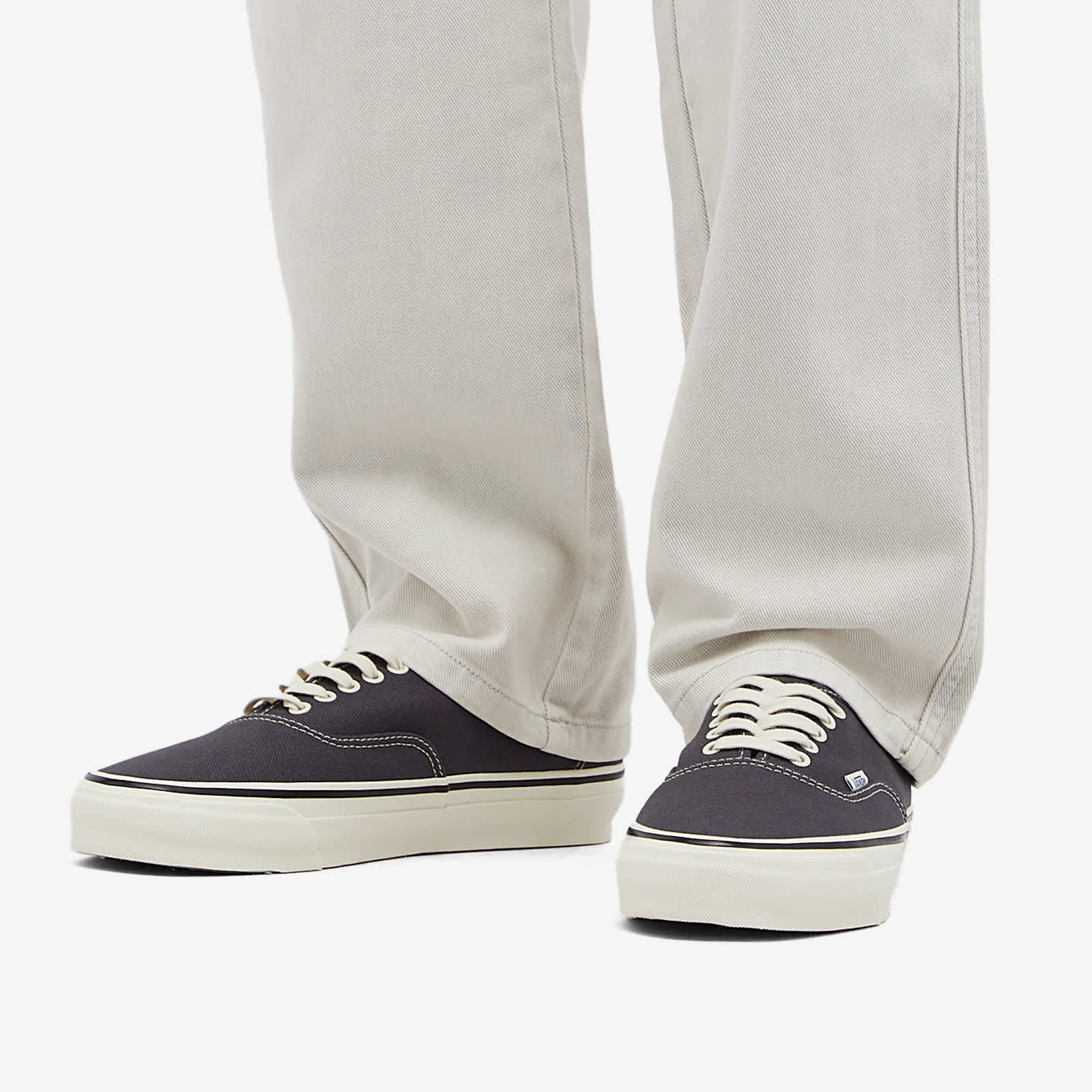 Vans LX Authentic Reissue 44 Sneakers - Duck Canvas Asphalt