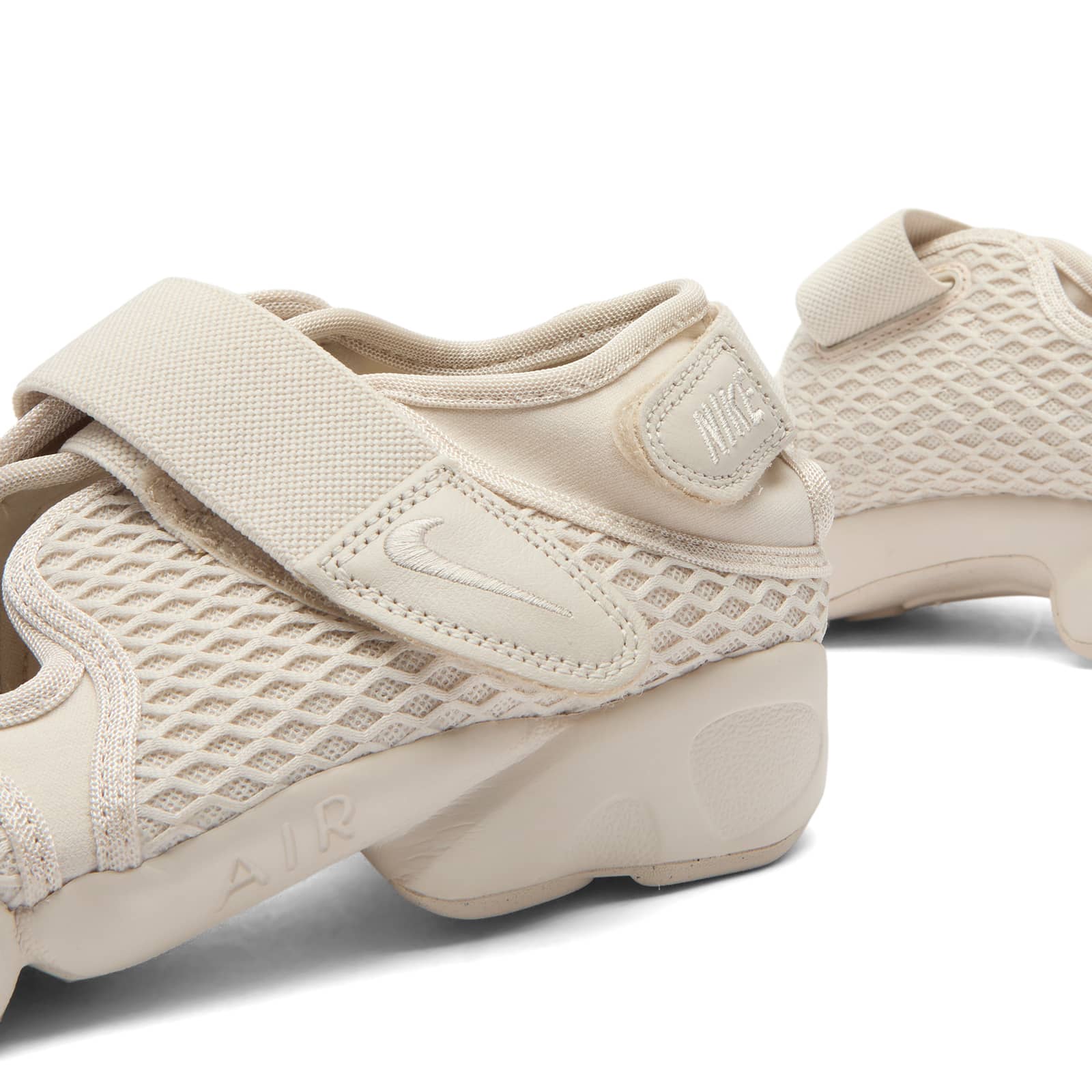 Nike Rift Mesh Sneakers