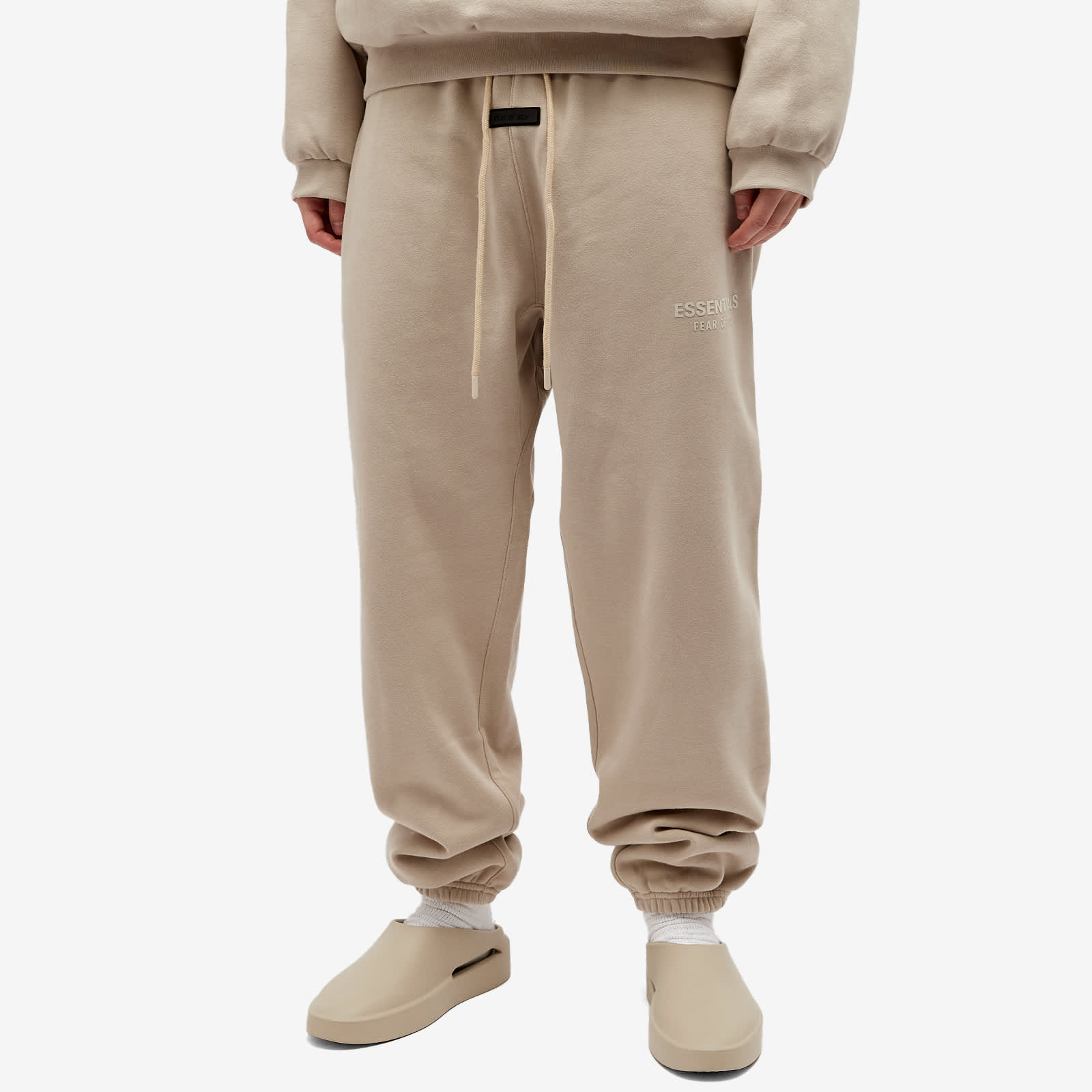 Fear of God Essentials Essential Sweatpants Silver Cloud END. (GB)