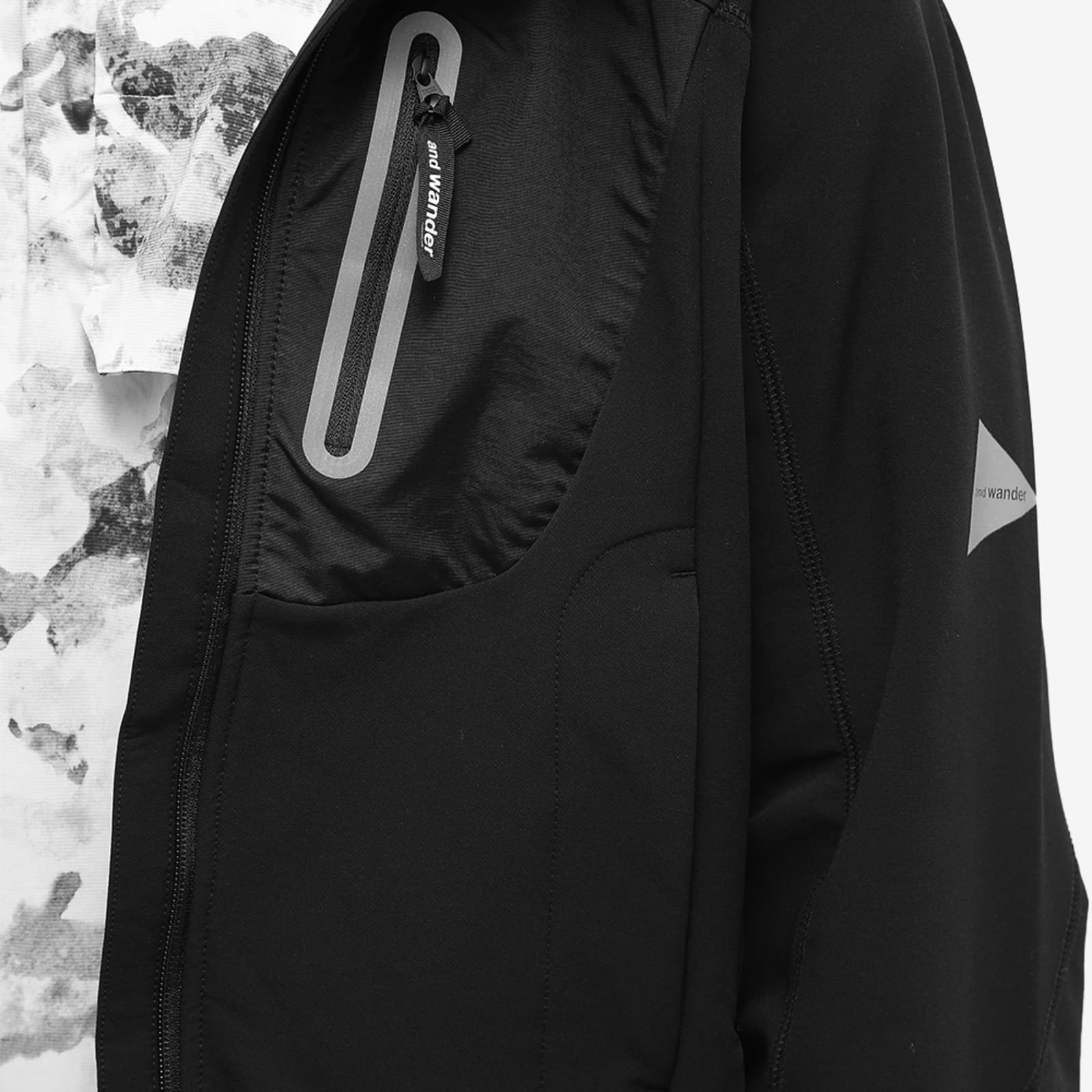 and wander Stretch Shell Jacket - Black