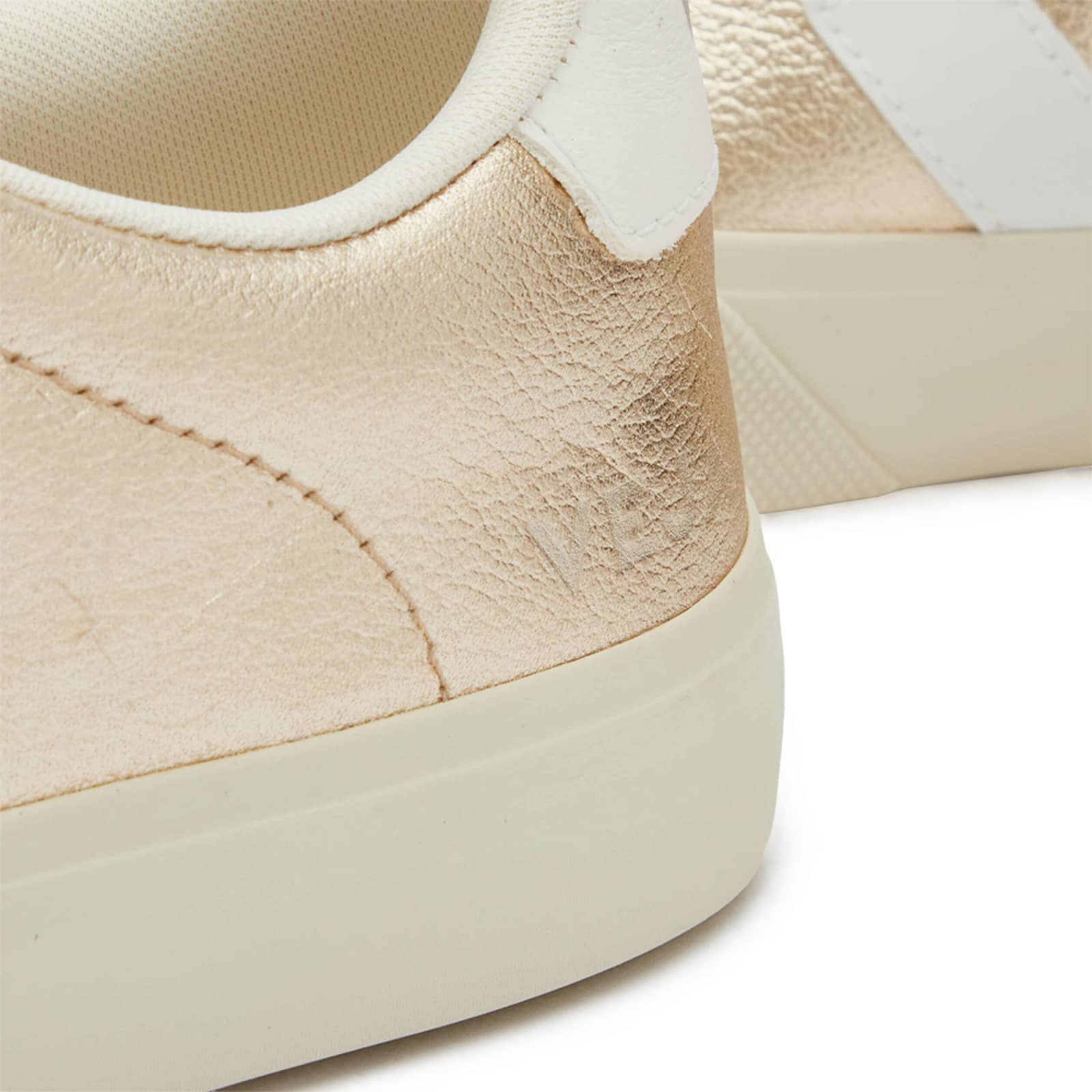 Veja Recife Sneaker - Gold & White