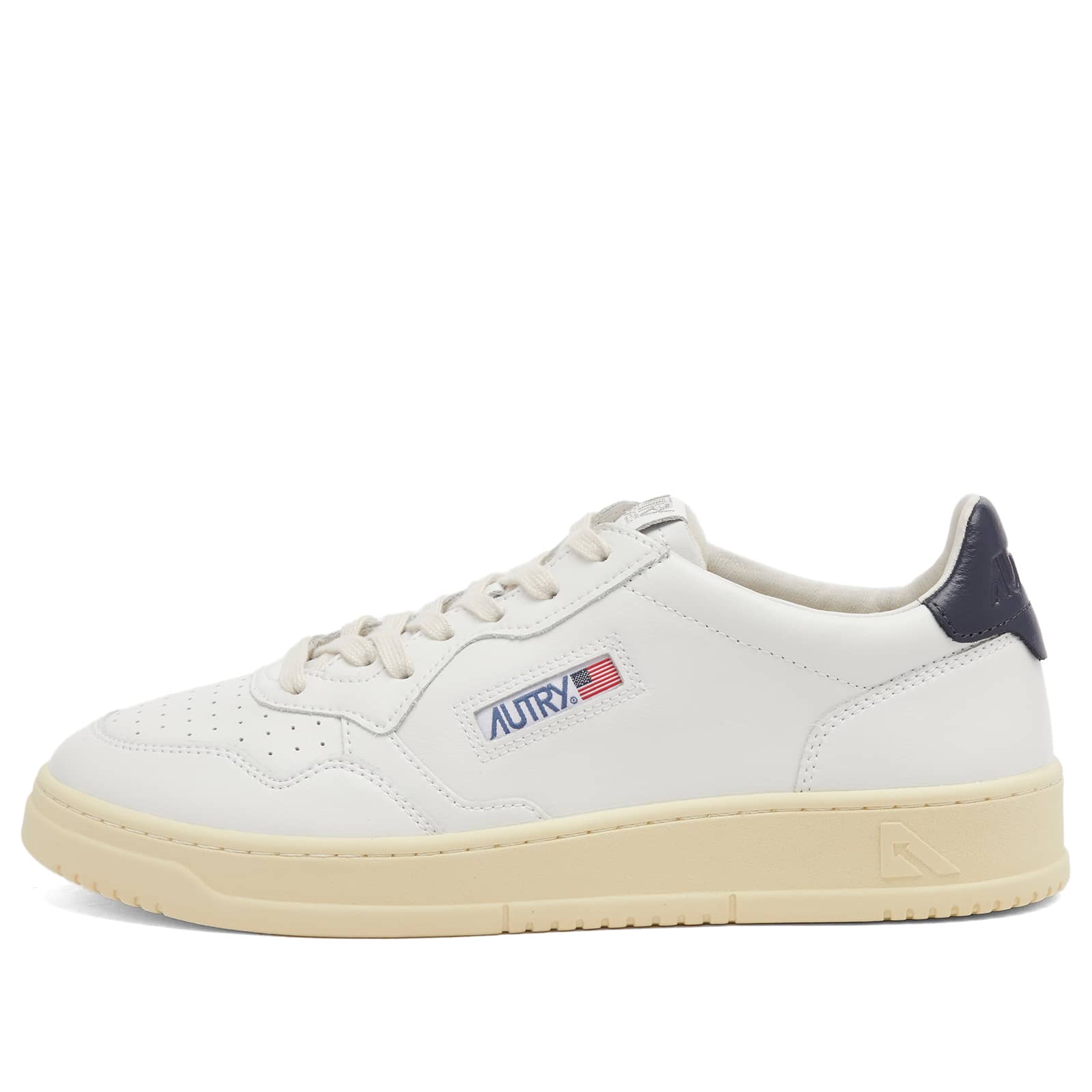 Autry 01 Low Leather Sneaker - White & Navy