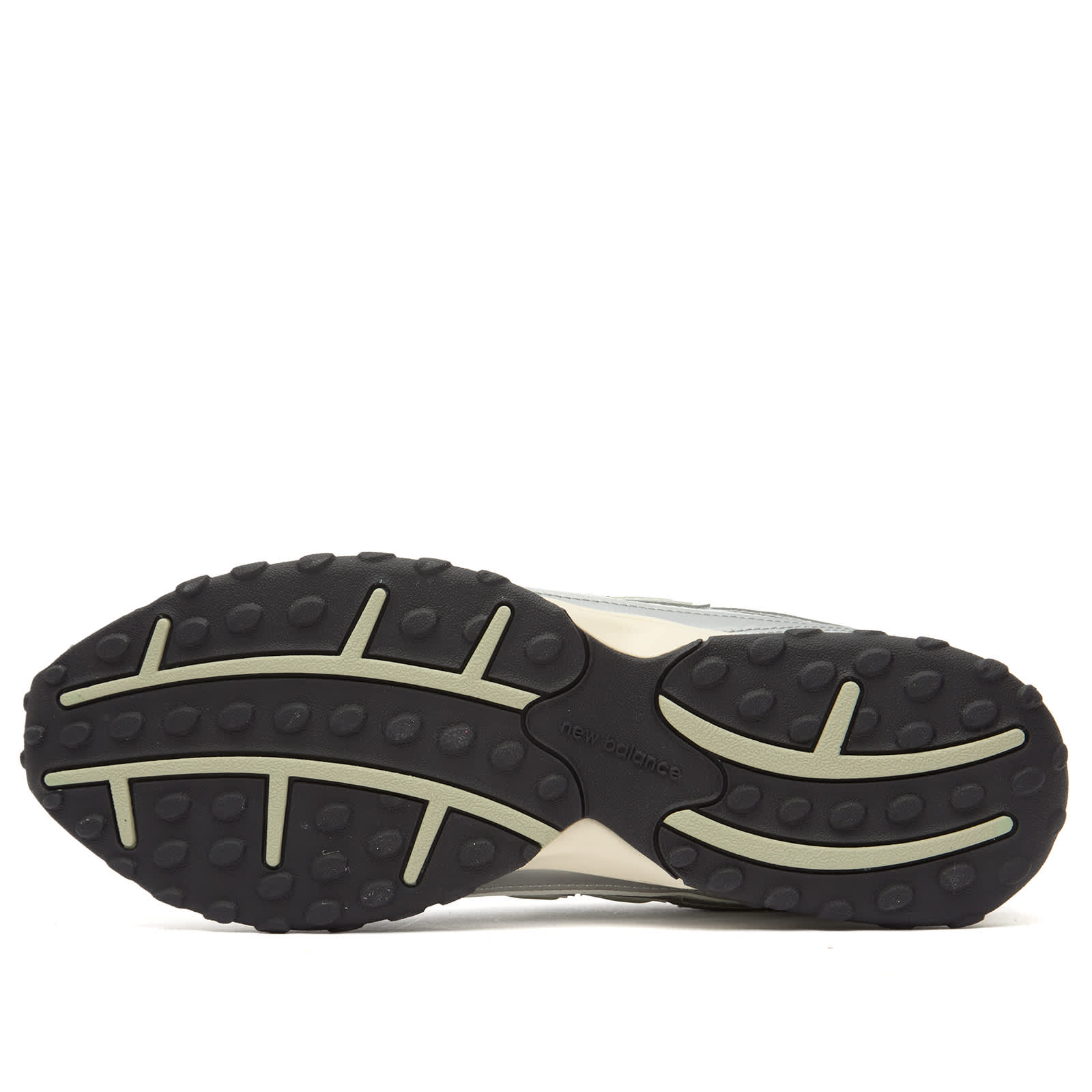 New Balance 204L Sneaker