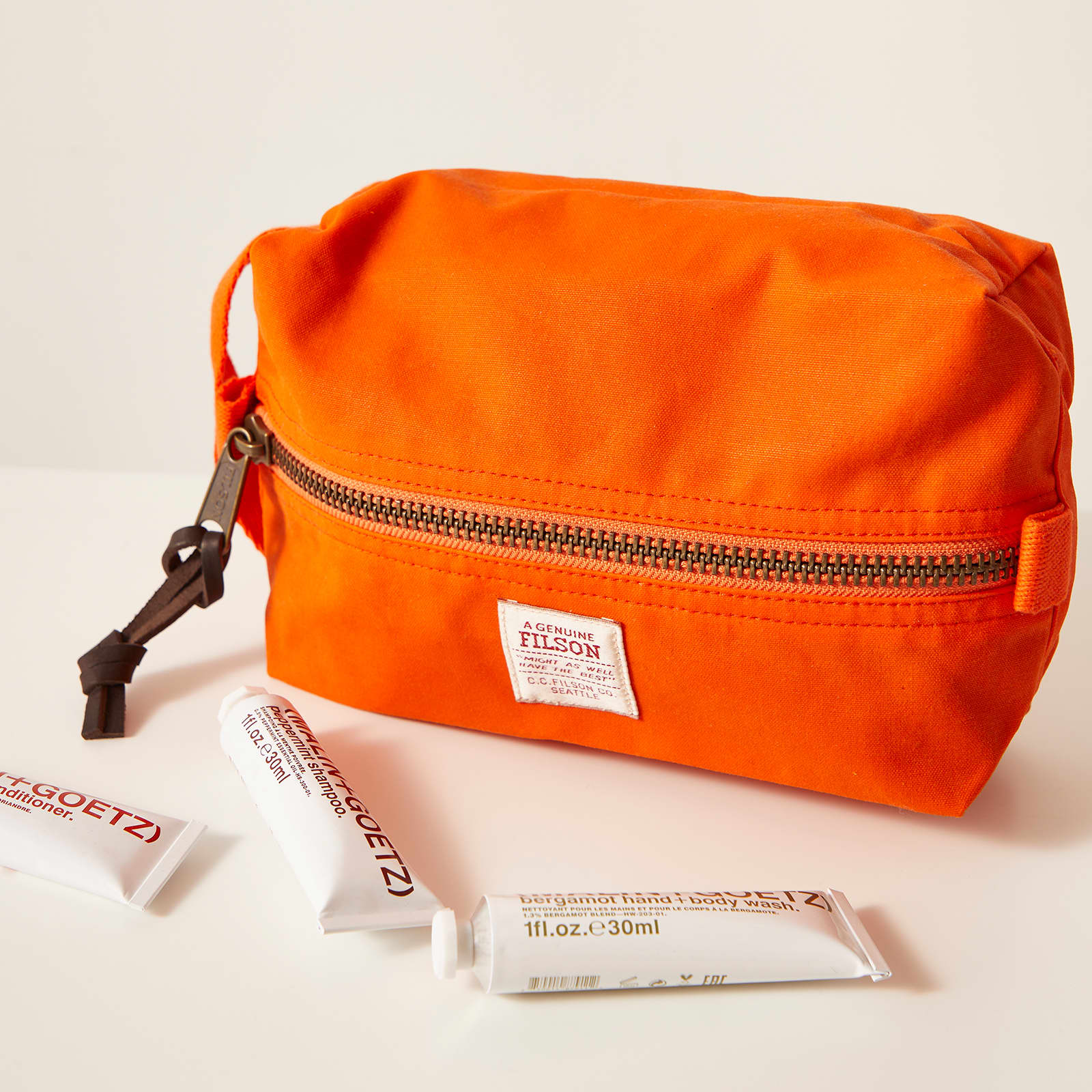 Filson Tin Cloth Travel Kit Flame Orange END.