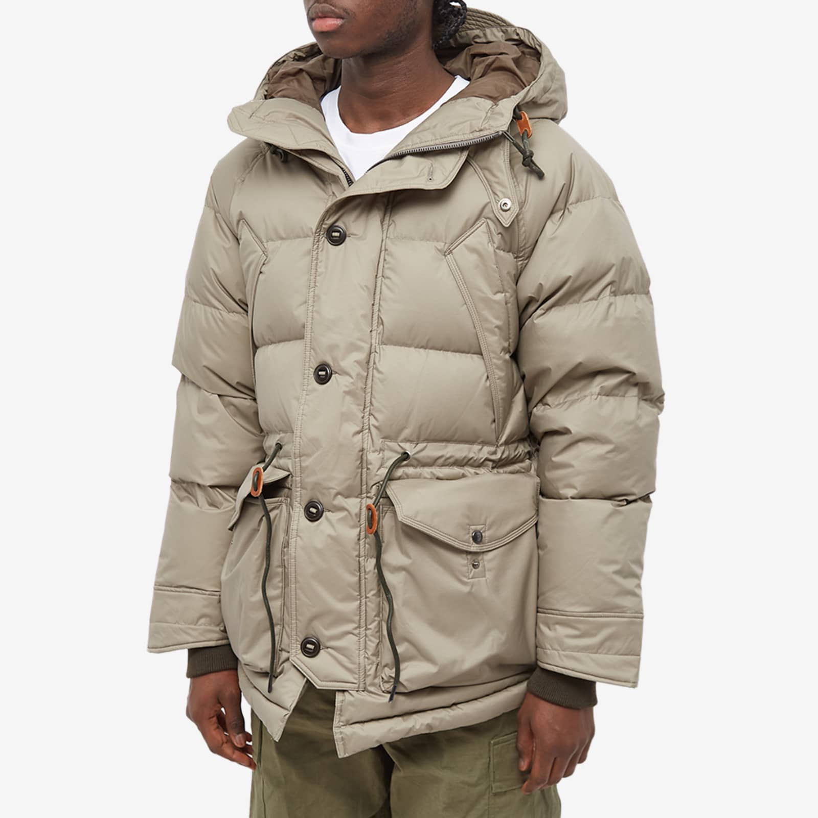 Eastlogue Utility Shield Parka Sand Beige | END. (DE)