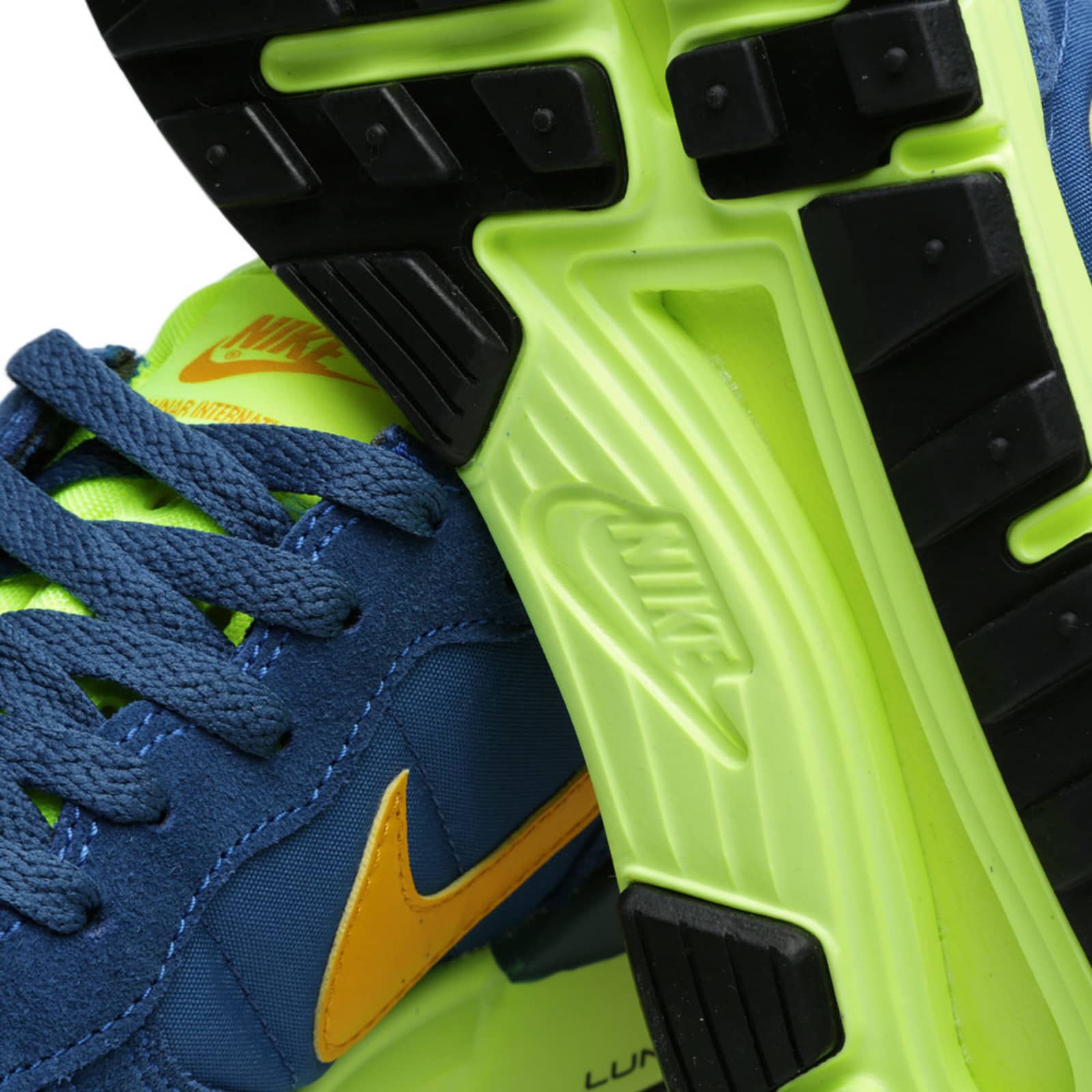 lunar internationalist nike