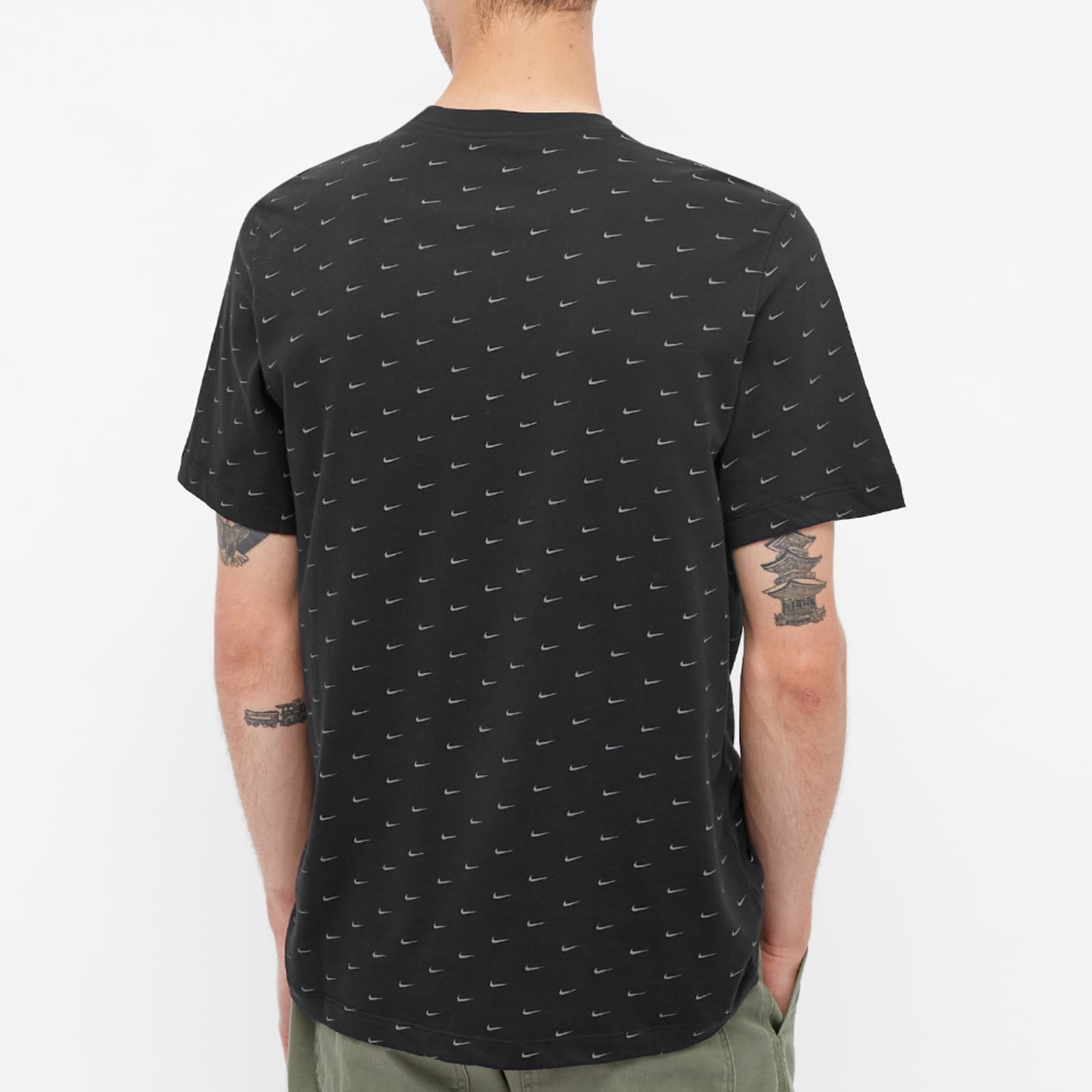 Nike Mini Swoosh T-Shirt - Black & Particle Grey