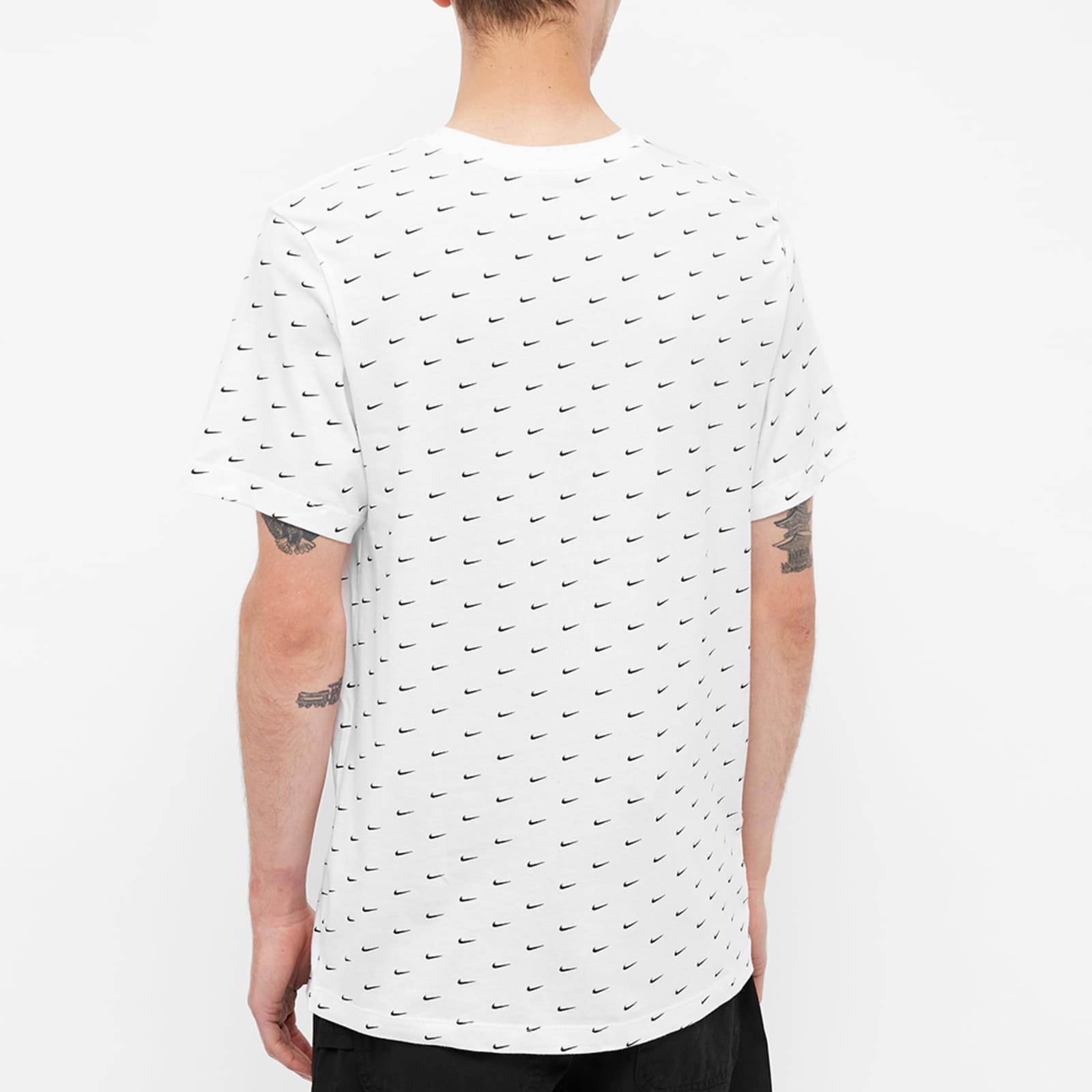 Nike Mini Swoosh T-Shirt - White & Black