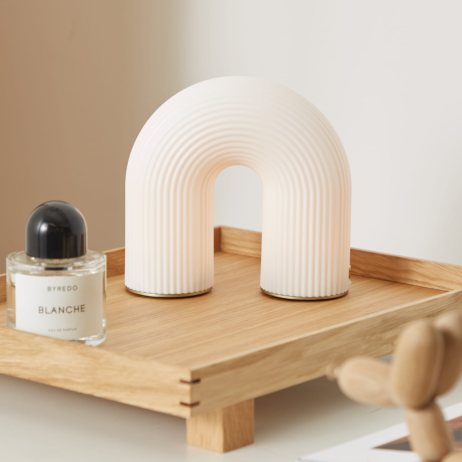 ferm LIVING Vuelta Portable Lamp - White