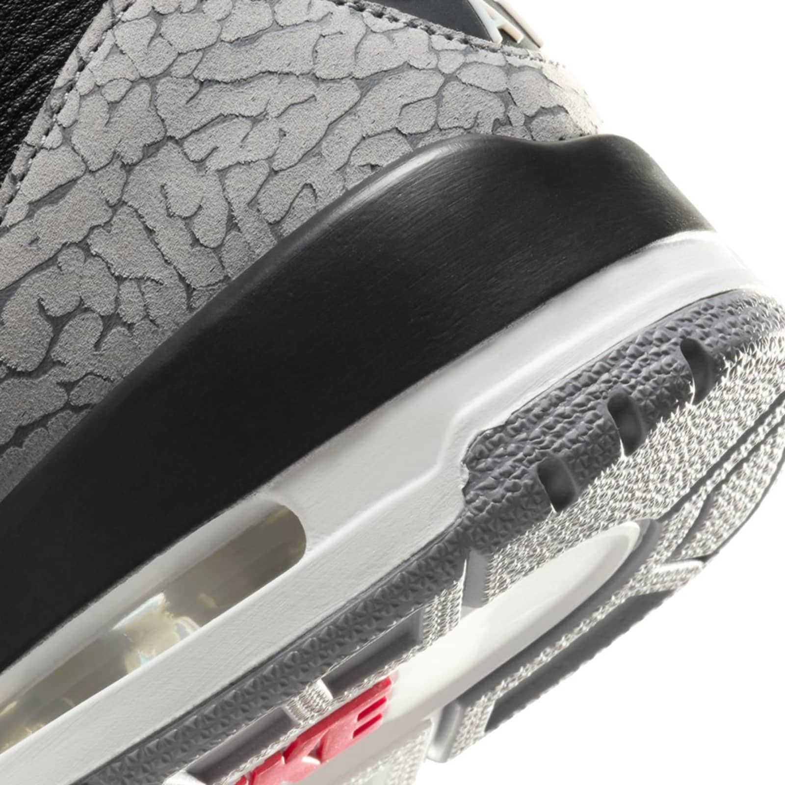 Air Jordan 3 Retro Sneaker