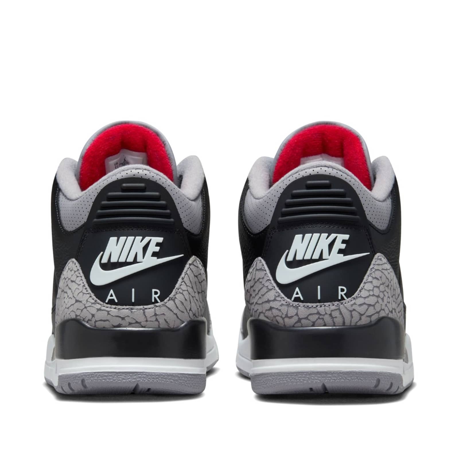 Air Jordan 3 Retro Sneaker