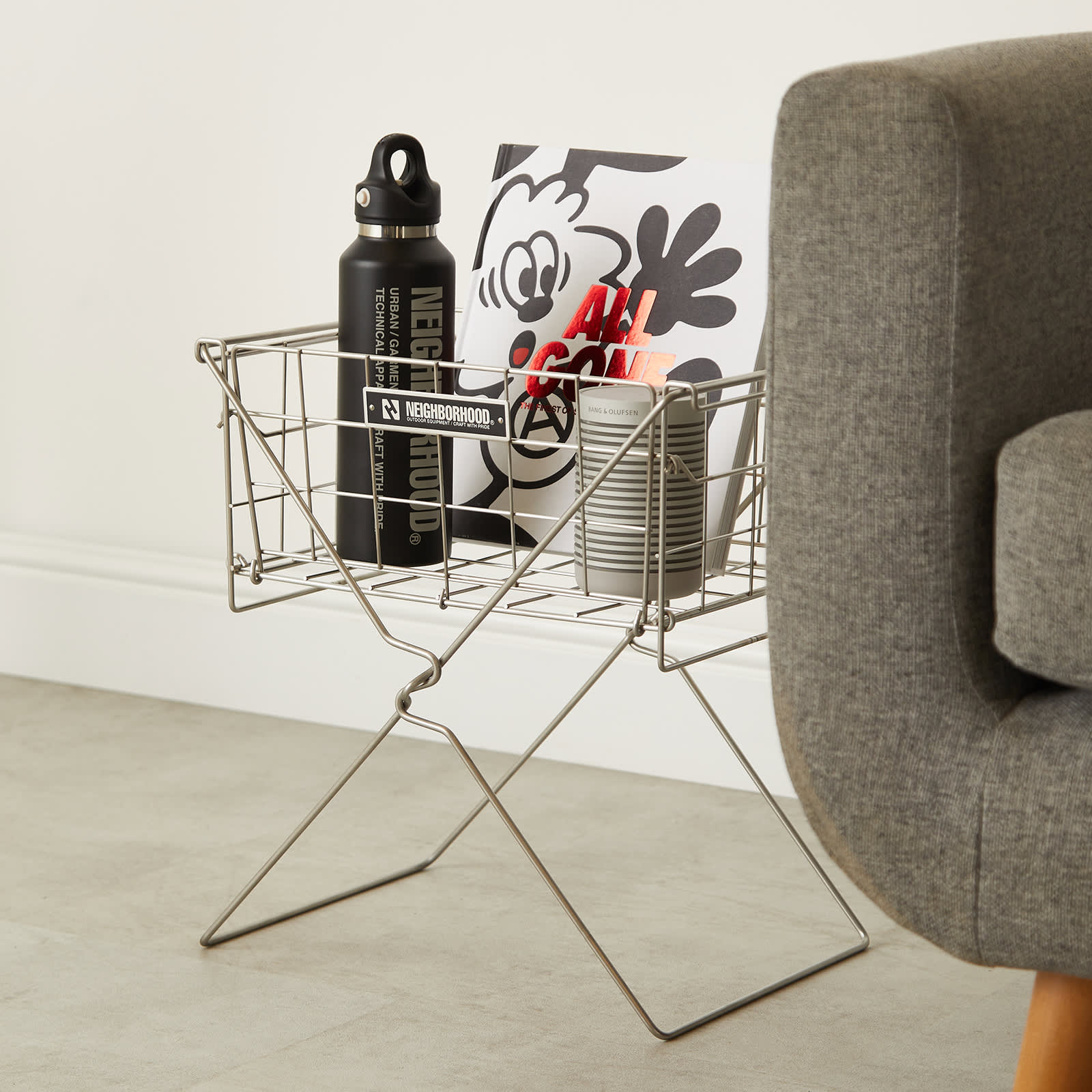 Neighborhood Folding Basket & Stand Set Silver END.