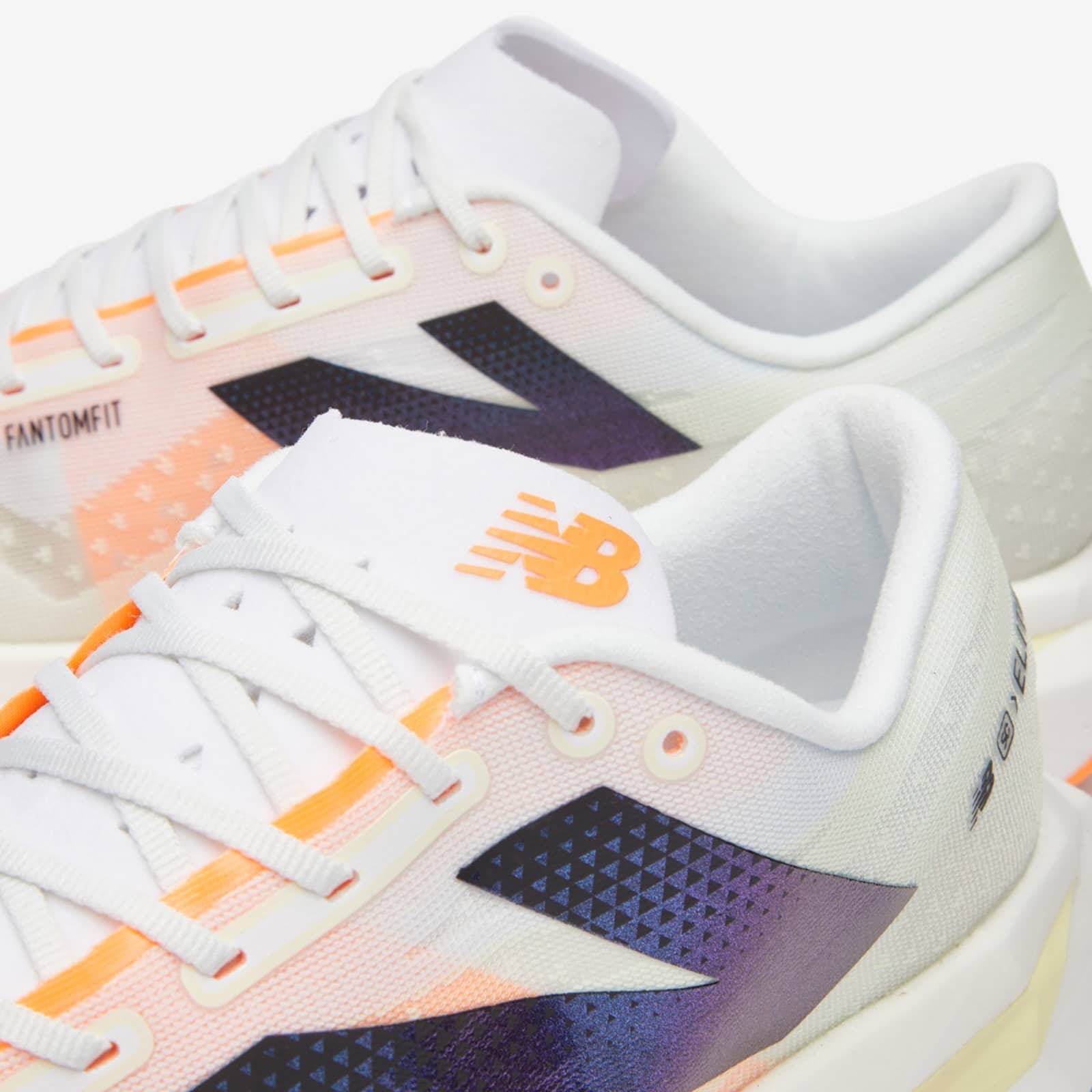 New Balance FuelCell SuperComp Elite v4 Sneaker