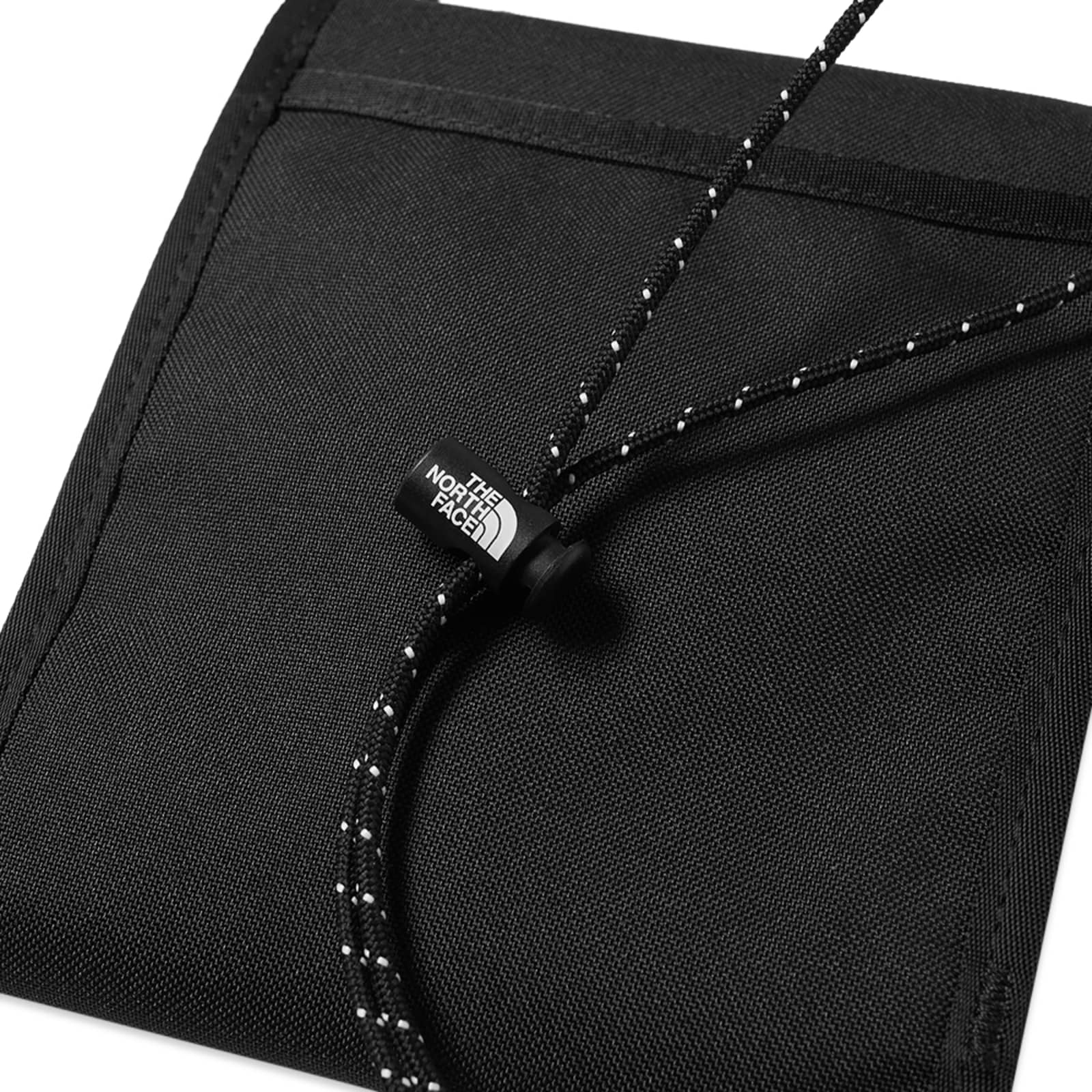 The North Face Bozer Neck Pouch Black END. (GB)