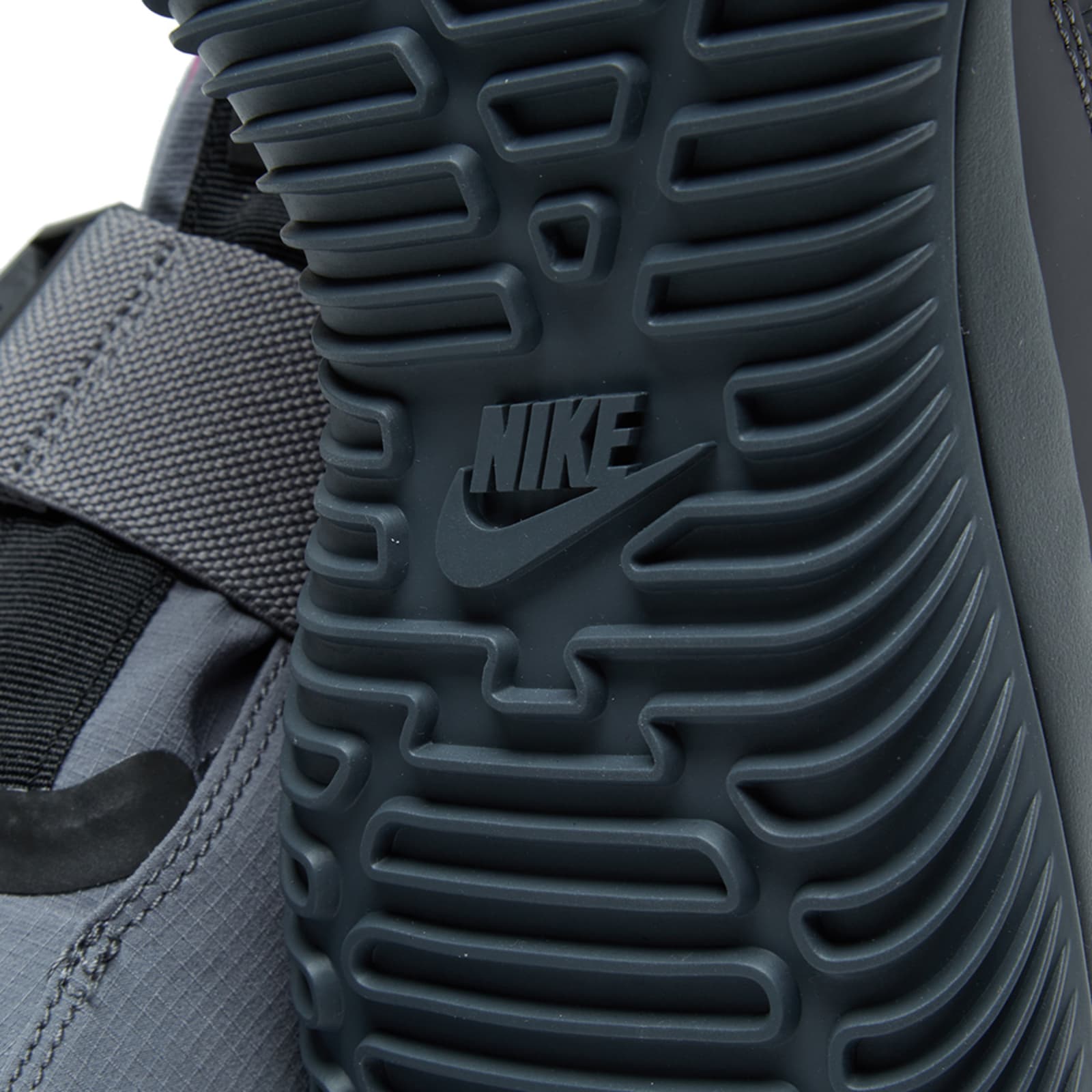 nikelab acg 07 komyuter