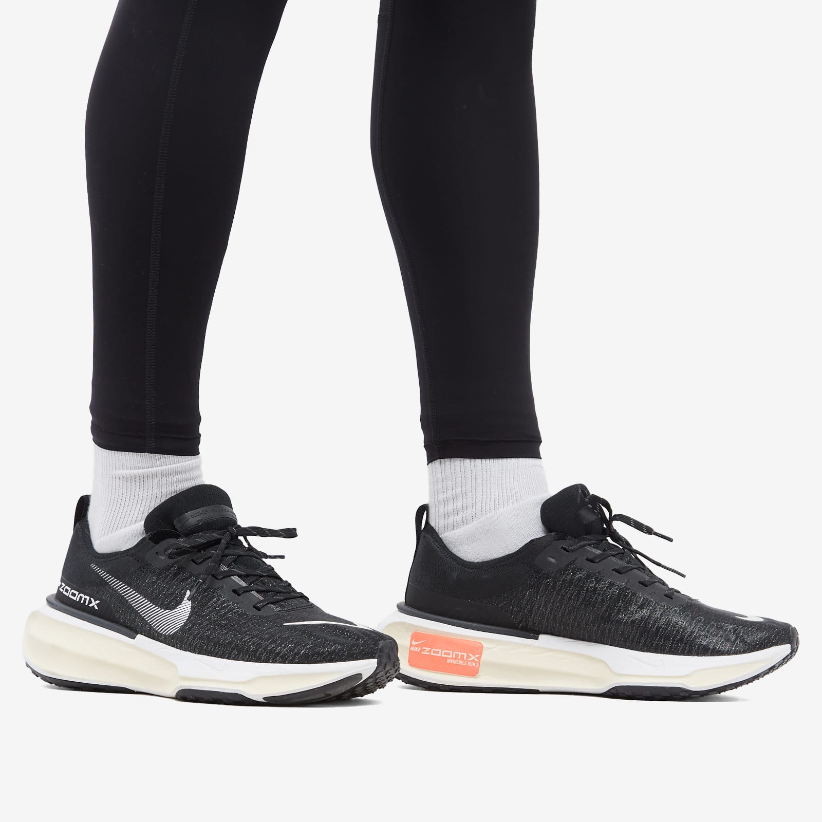 zoomx invincible run flyknit