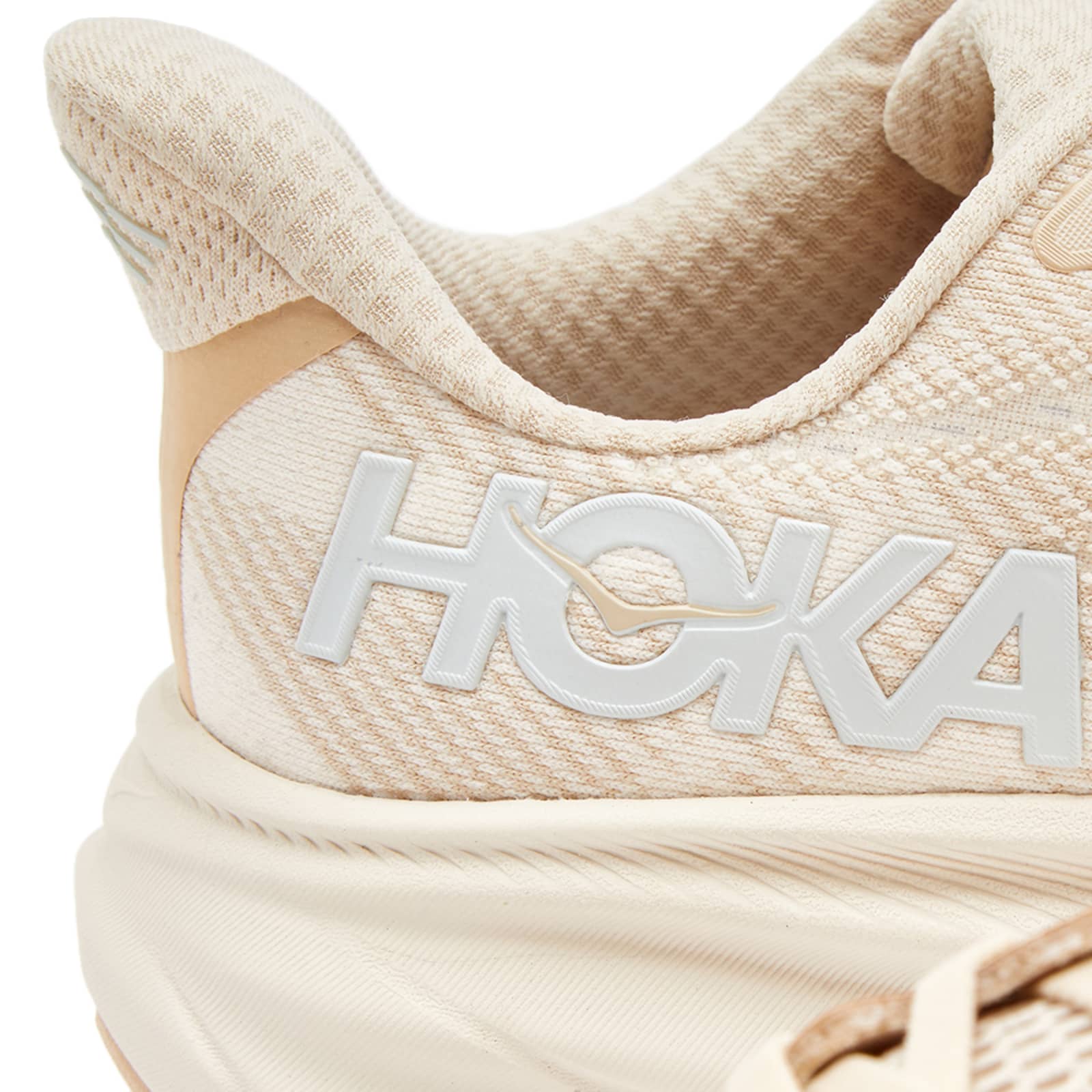 HOKA ONE ONE W Clifton 9 Shifting Sand & Eggnog END. (AU)