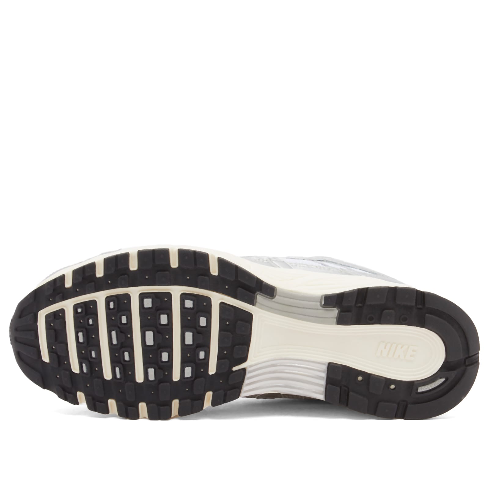 Nike P-6000 Sneaker