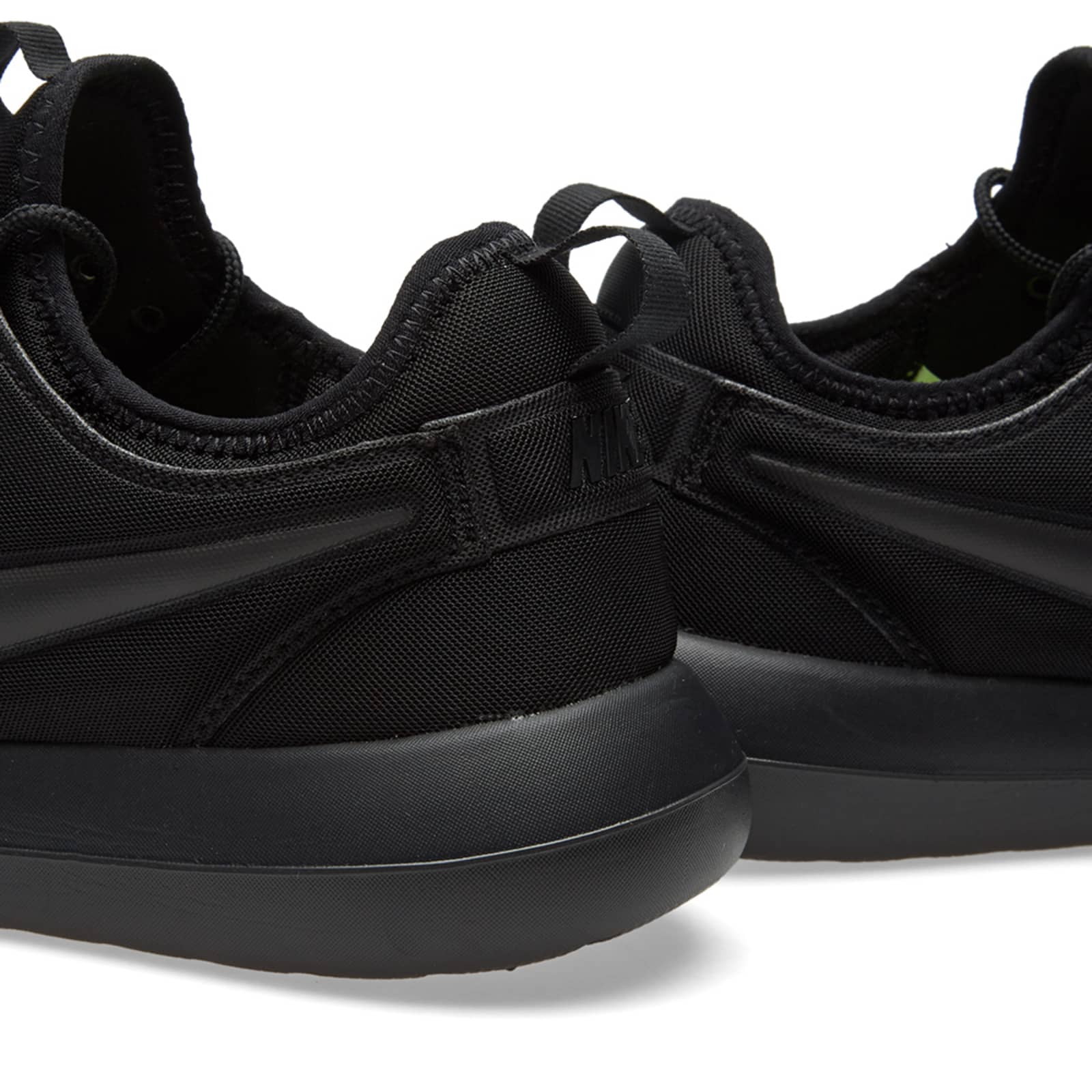 womens black nike roshe