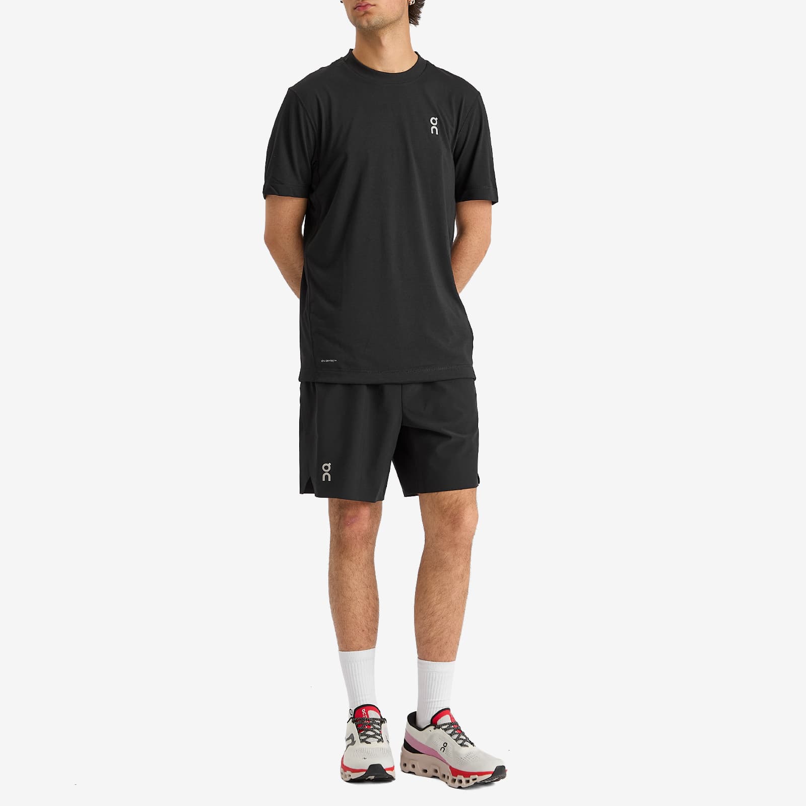 ON Train T-Shirt - Black