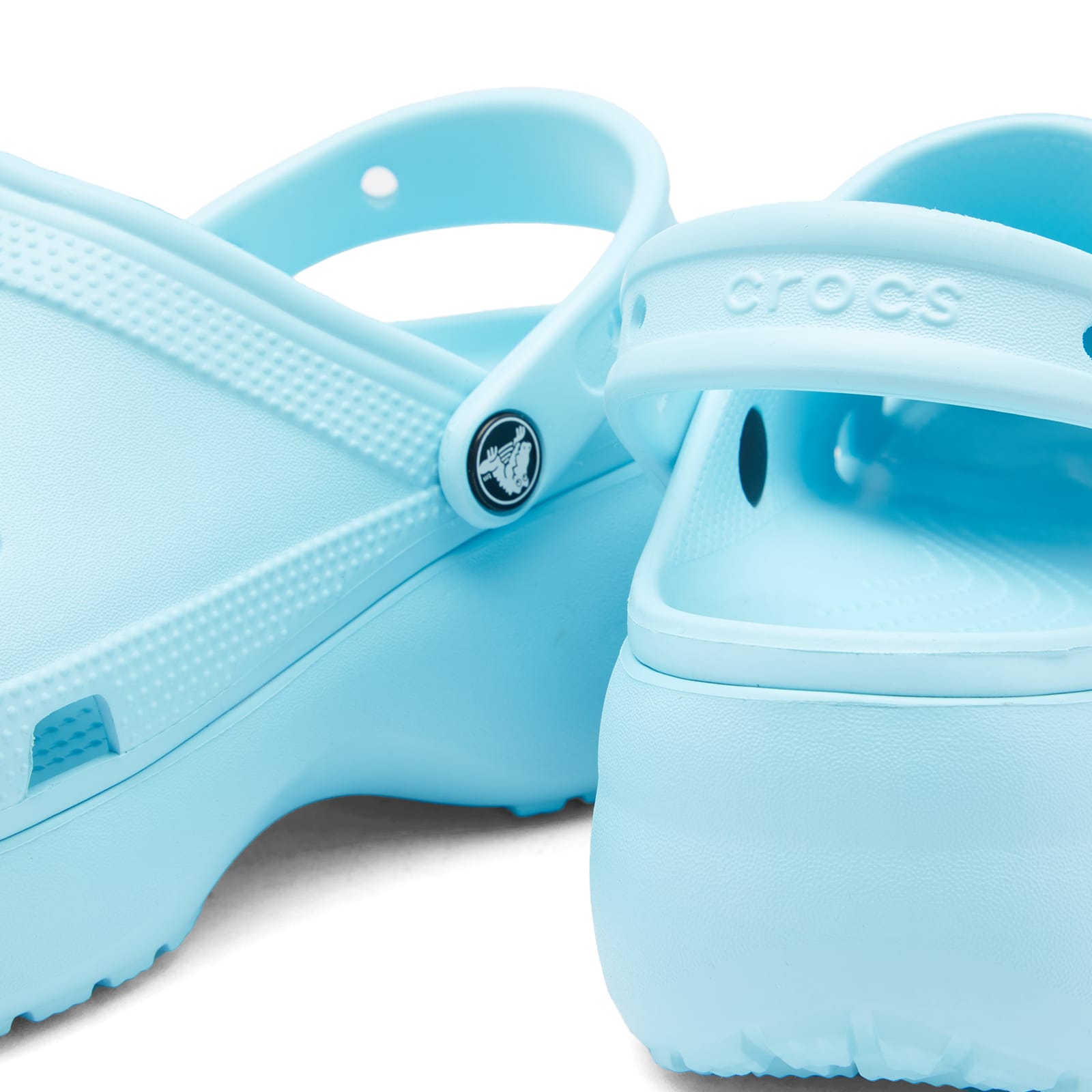 Crocs Classic Platform Clog Arctic END. (KR)