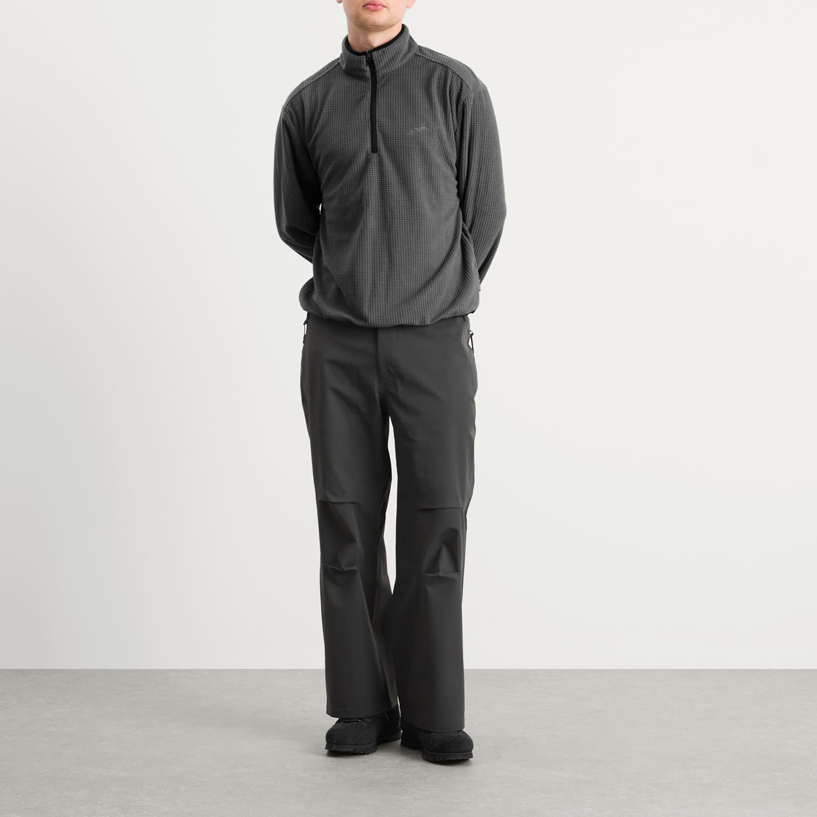 Mellow Clo Summit Half Zip Fleece - Charcoal