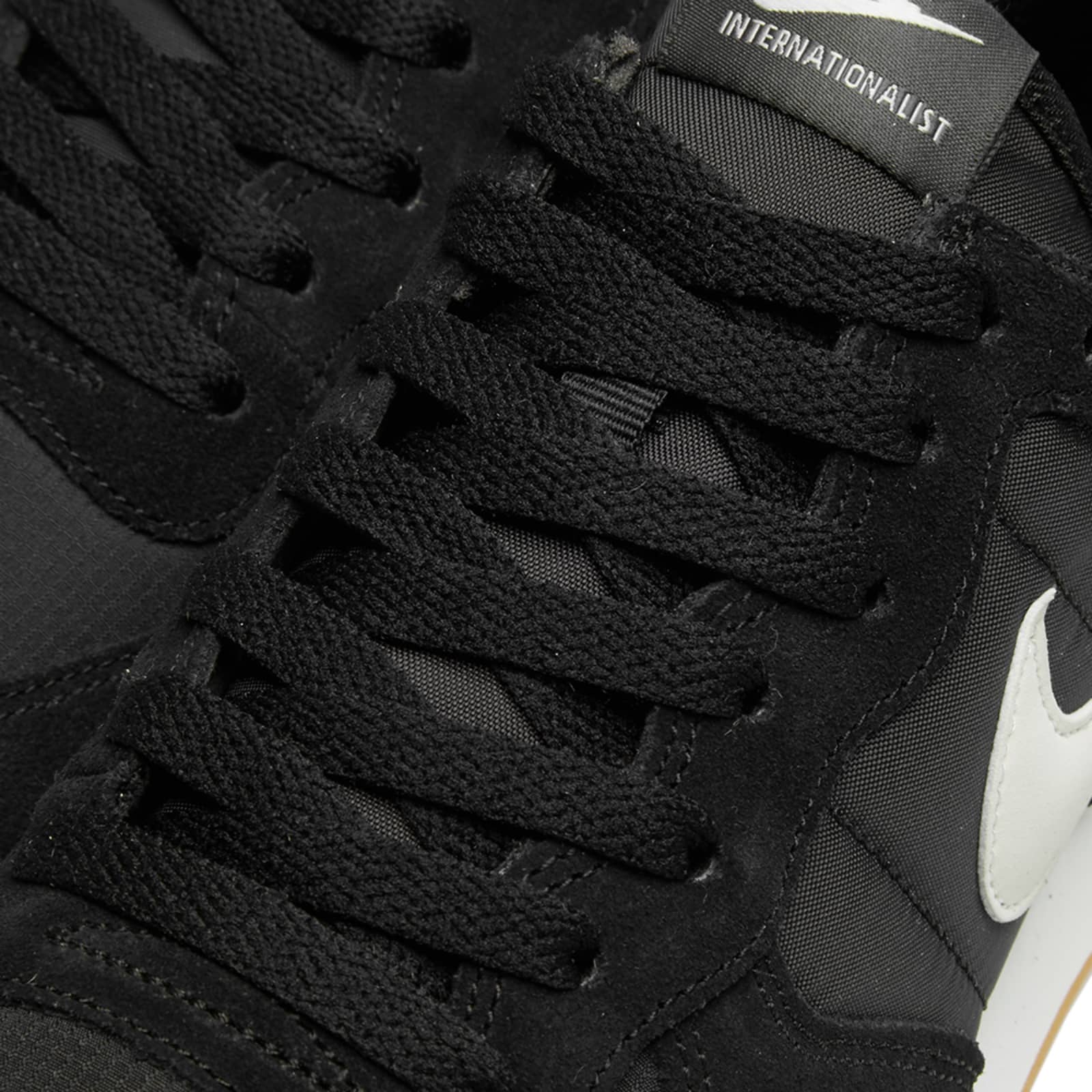 Nike Internationalist W - Black, White & Anthracite