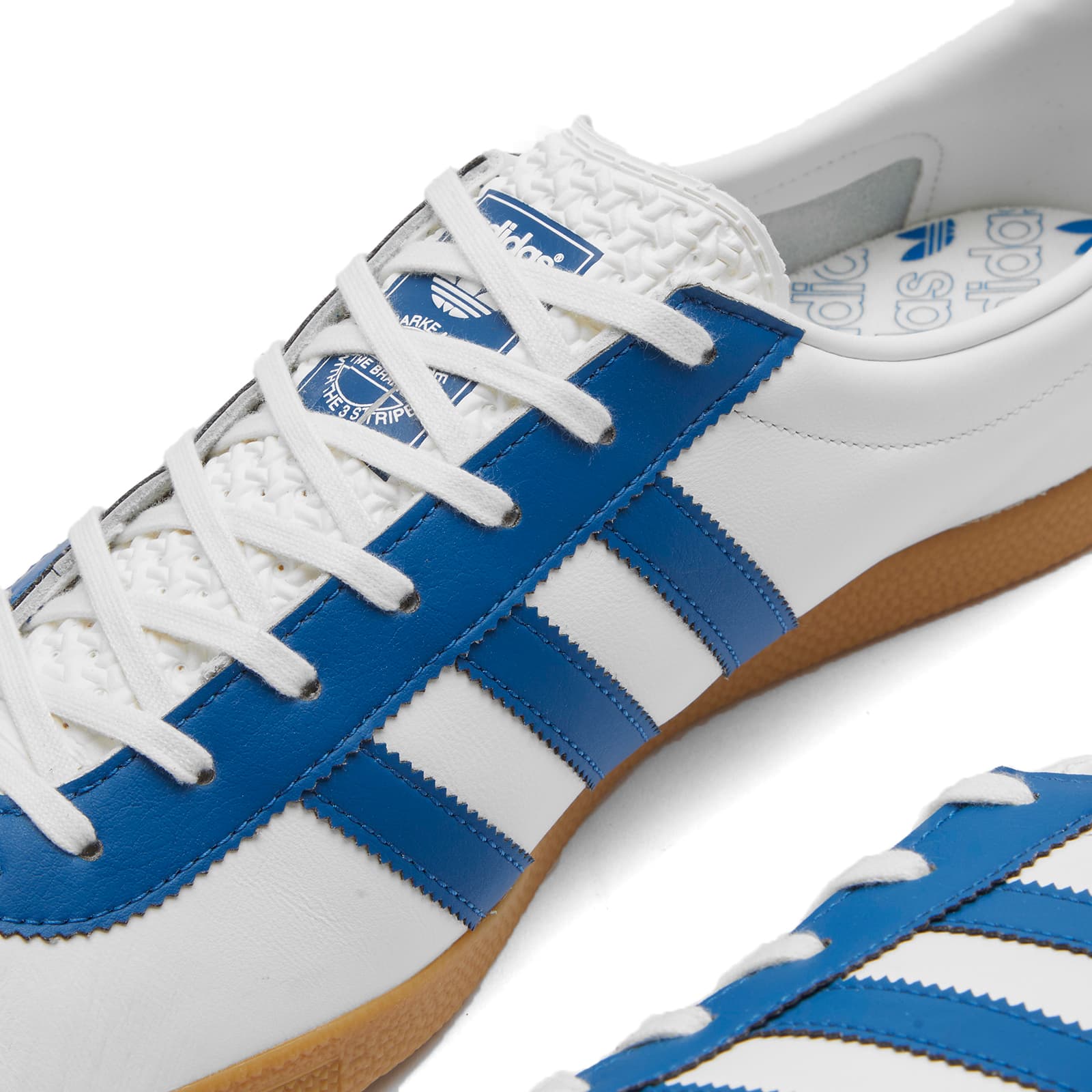 Adidas LONDON - Core White, Dark Marine & Gum 3