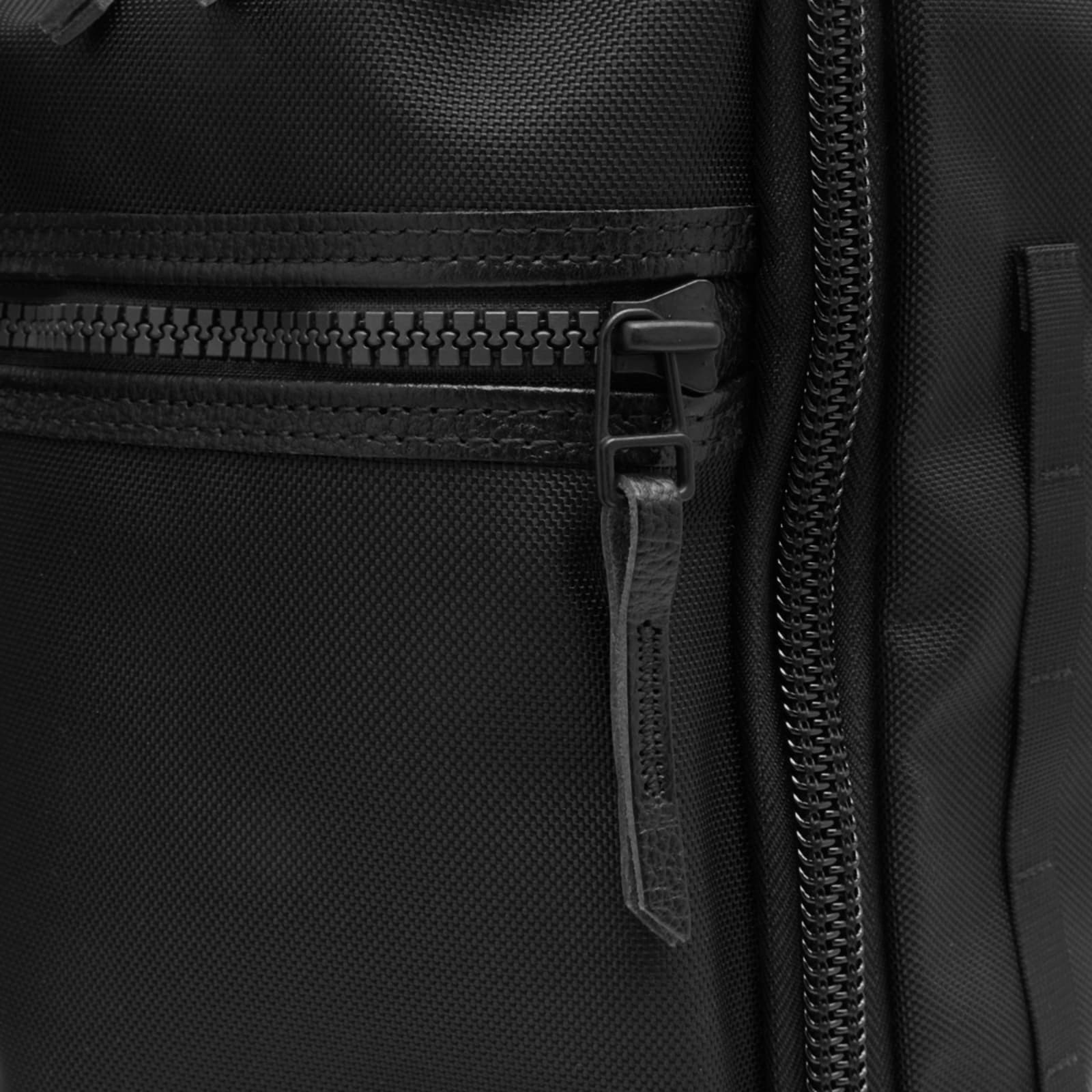 master-piece-rise-sling-bag-black-end