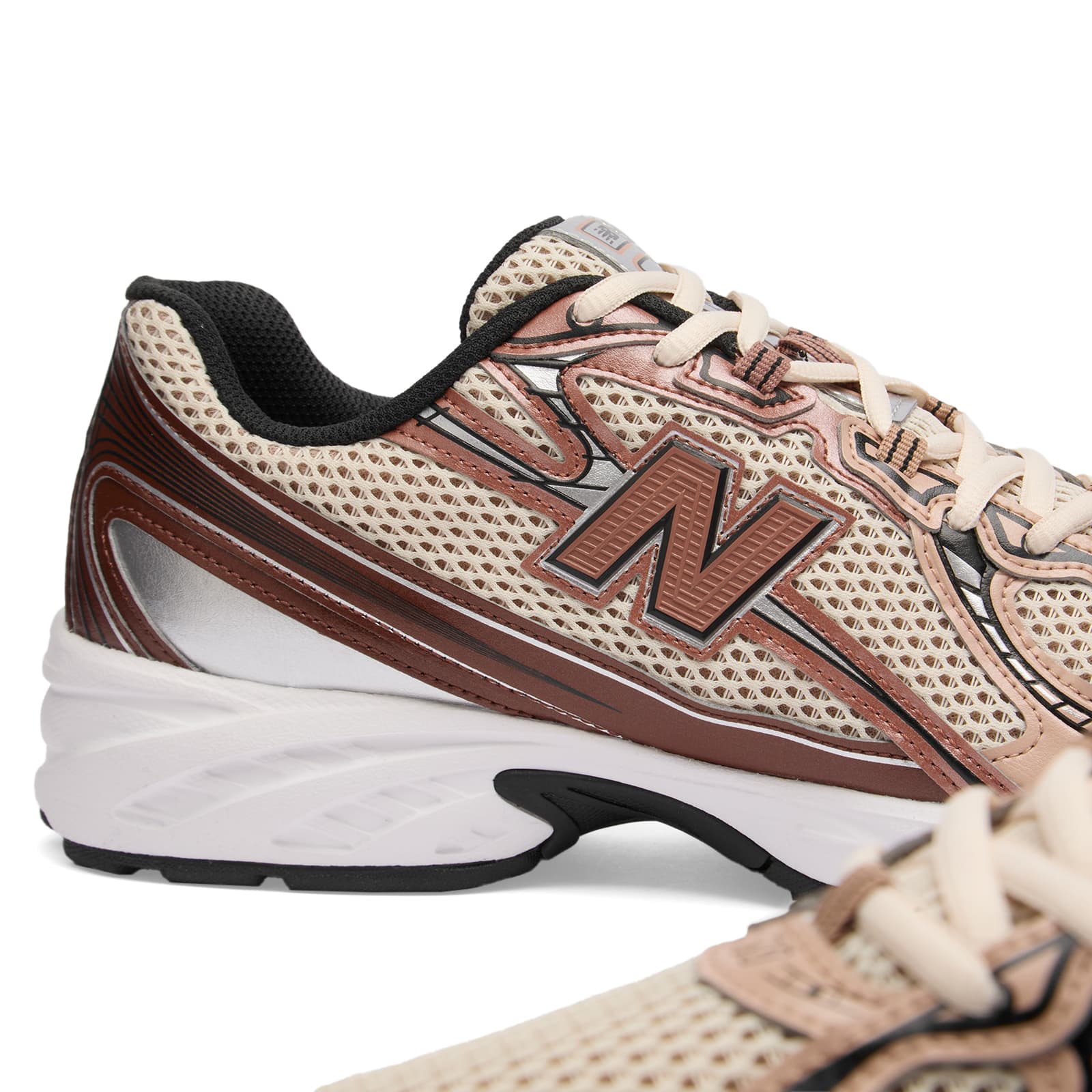 New Balance 740 Sneaker
