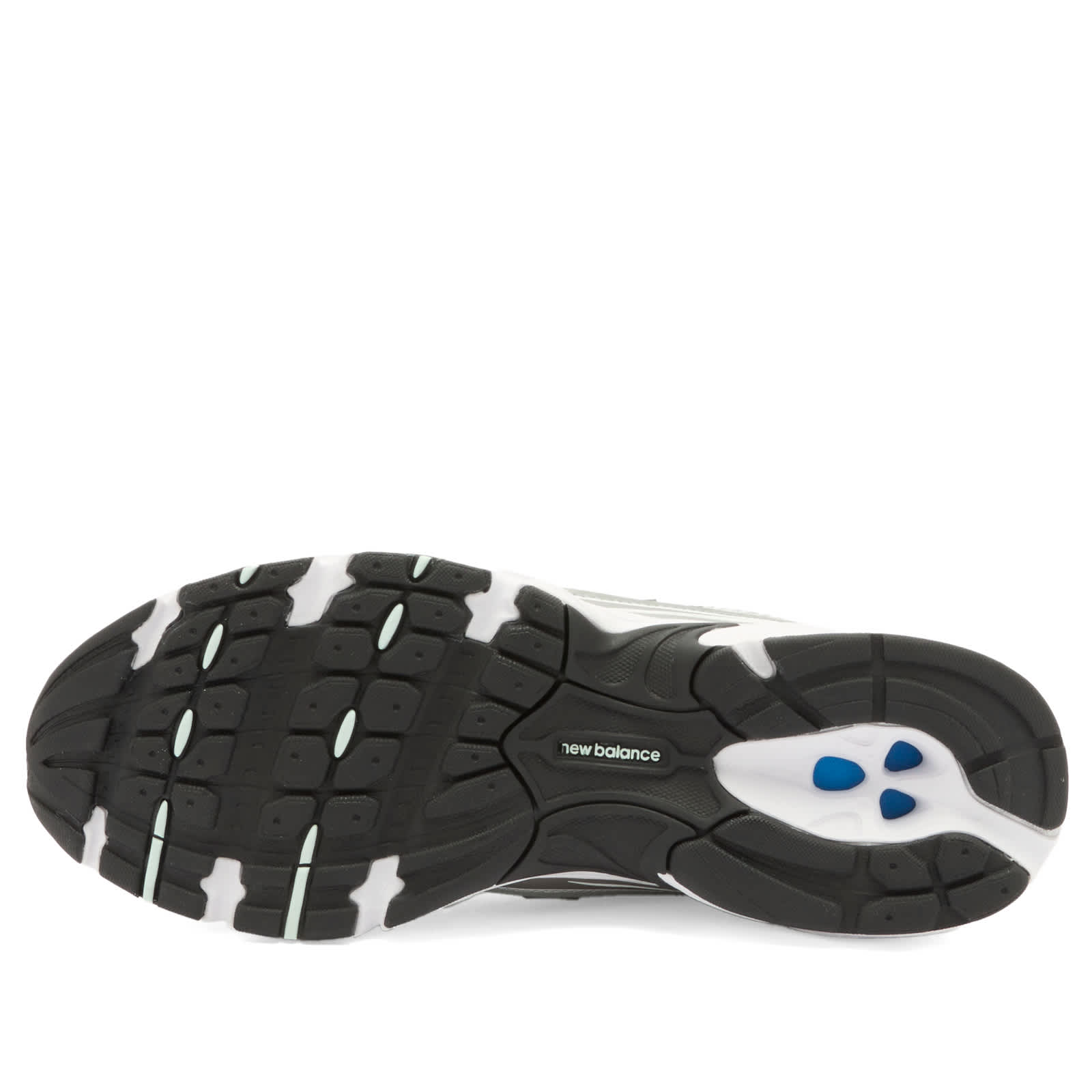 New Balance U740FG2 Sneaker
