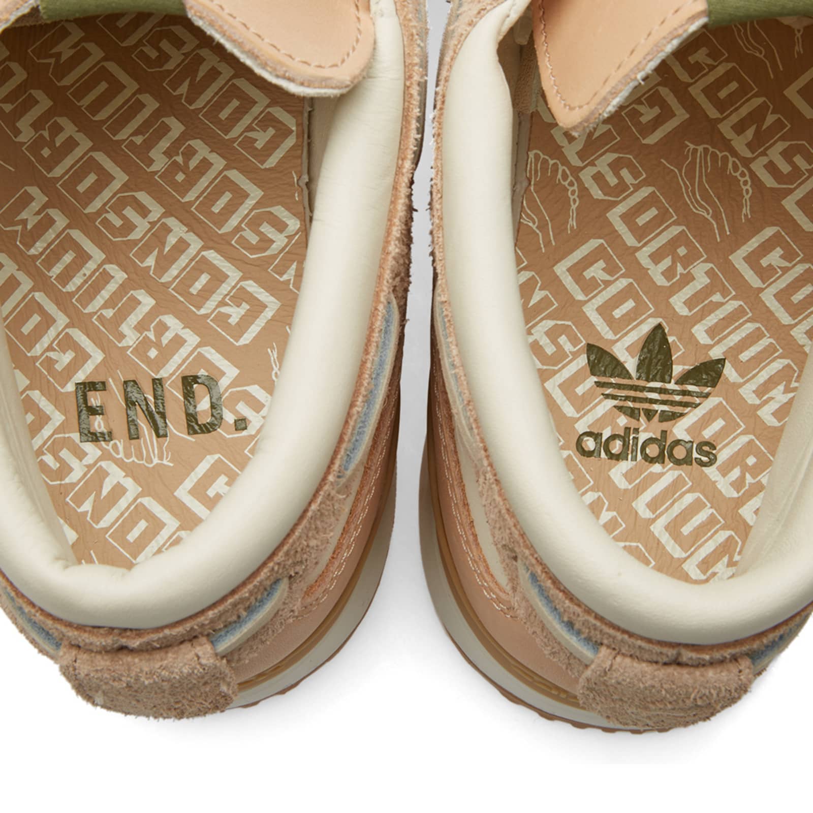 zx 700 boat adidas