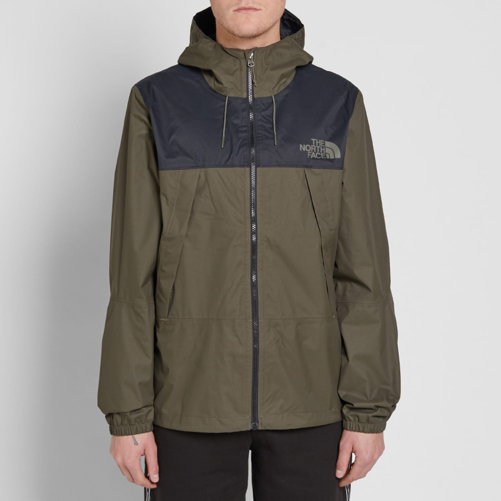 The North Face 1990 Mountain Q Jacket TNF Black & New Taupe Green END.
