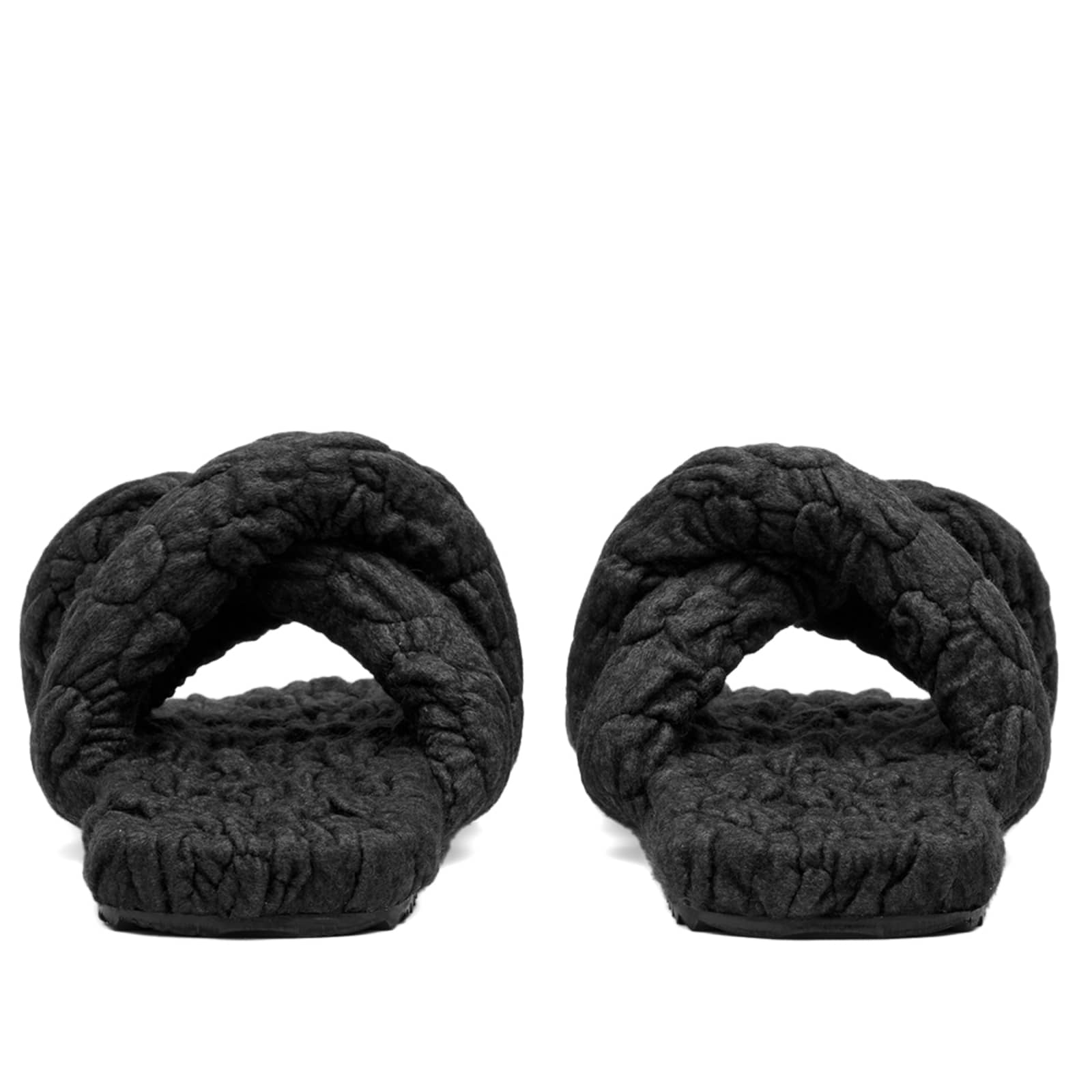 yume-yume-tyre-wool-slide-black-woody-wool-end-uk