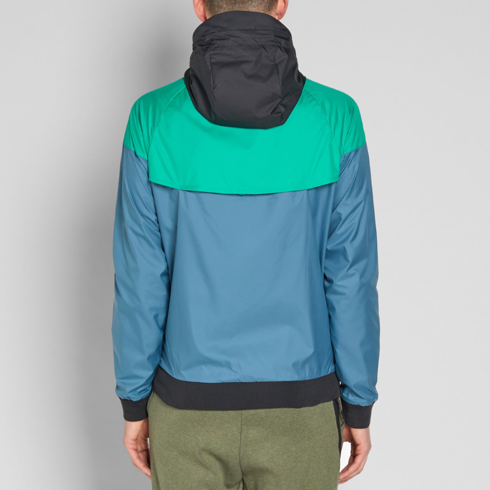 Nike Windrunner - Black & Stadium Green