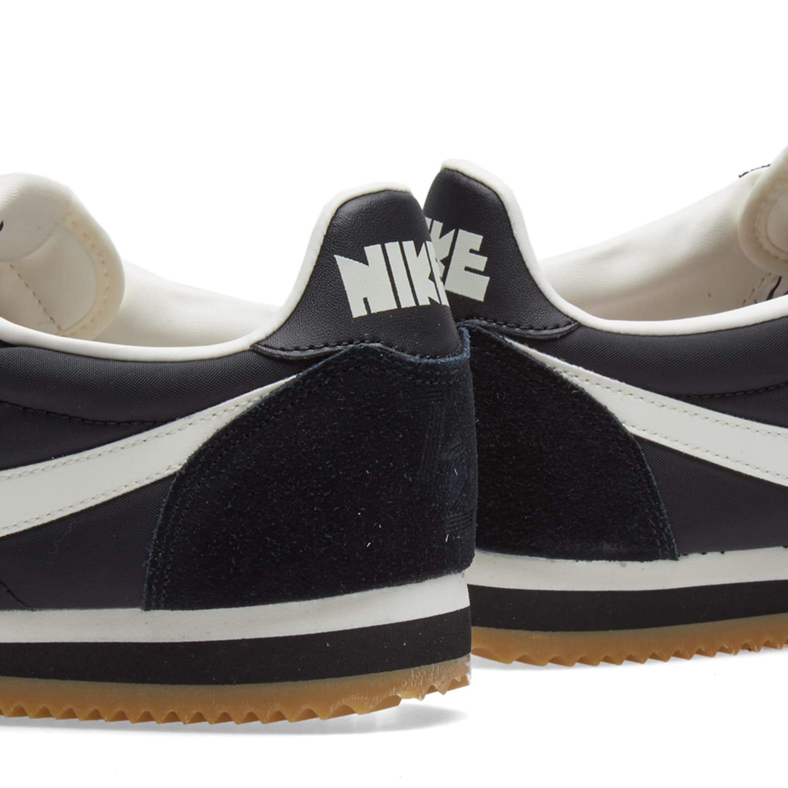 black nike classic cortez