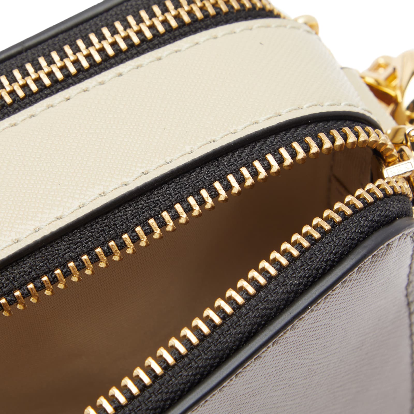 Marc Jacobs The Snapshot Cement/Multi END.