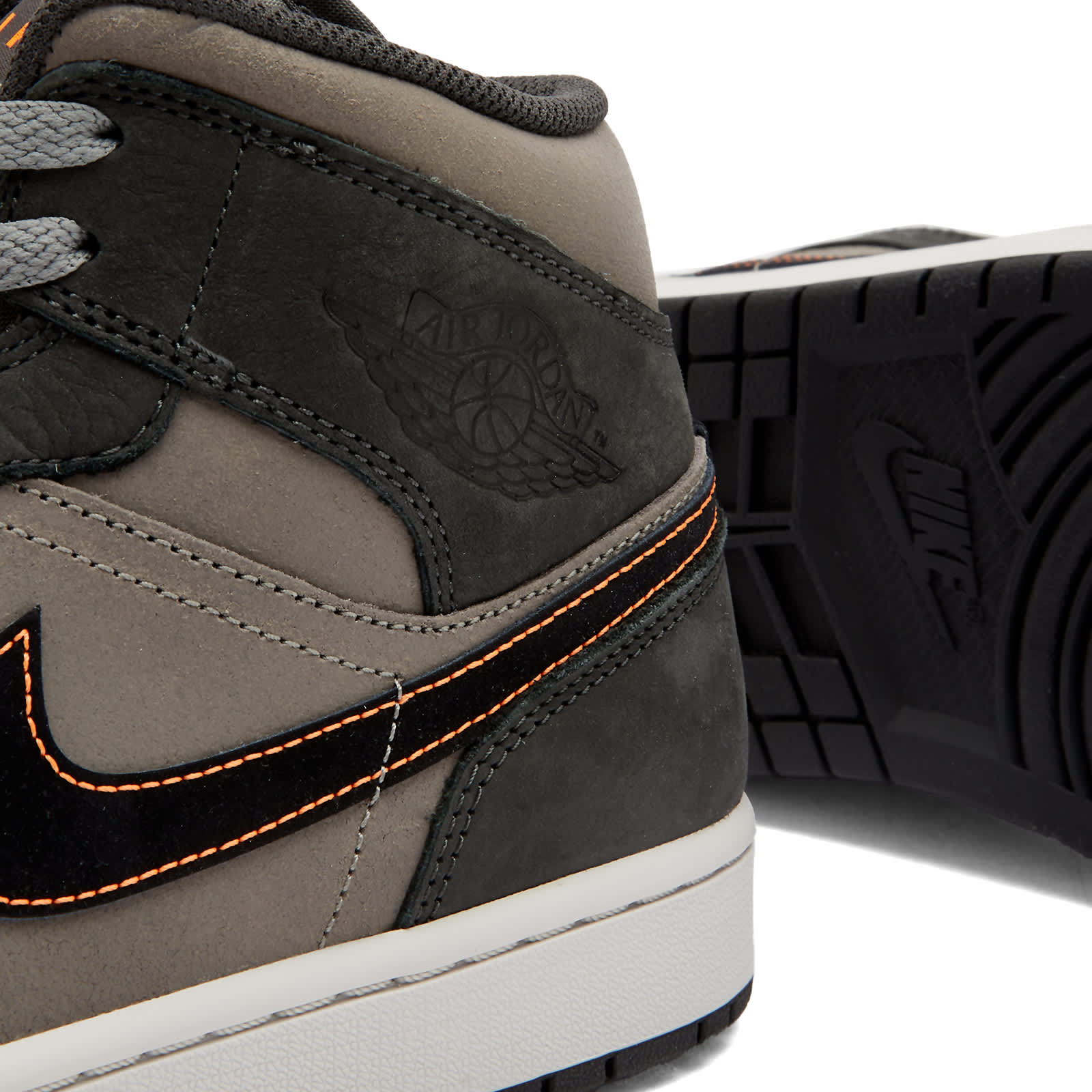 footasylum jordan 1 mid