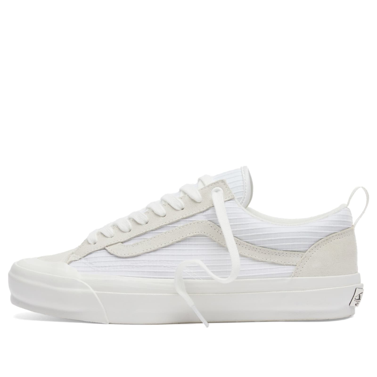 END. x Vans “Parachute” LX Old Skool 136 - Bright White