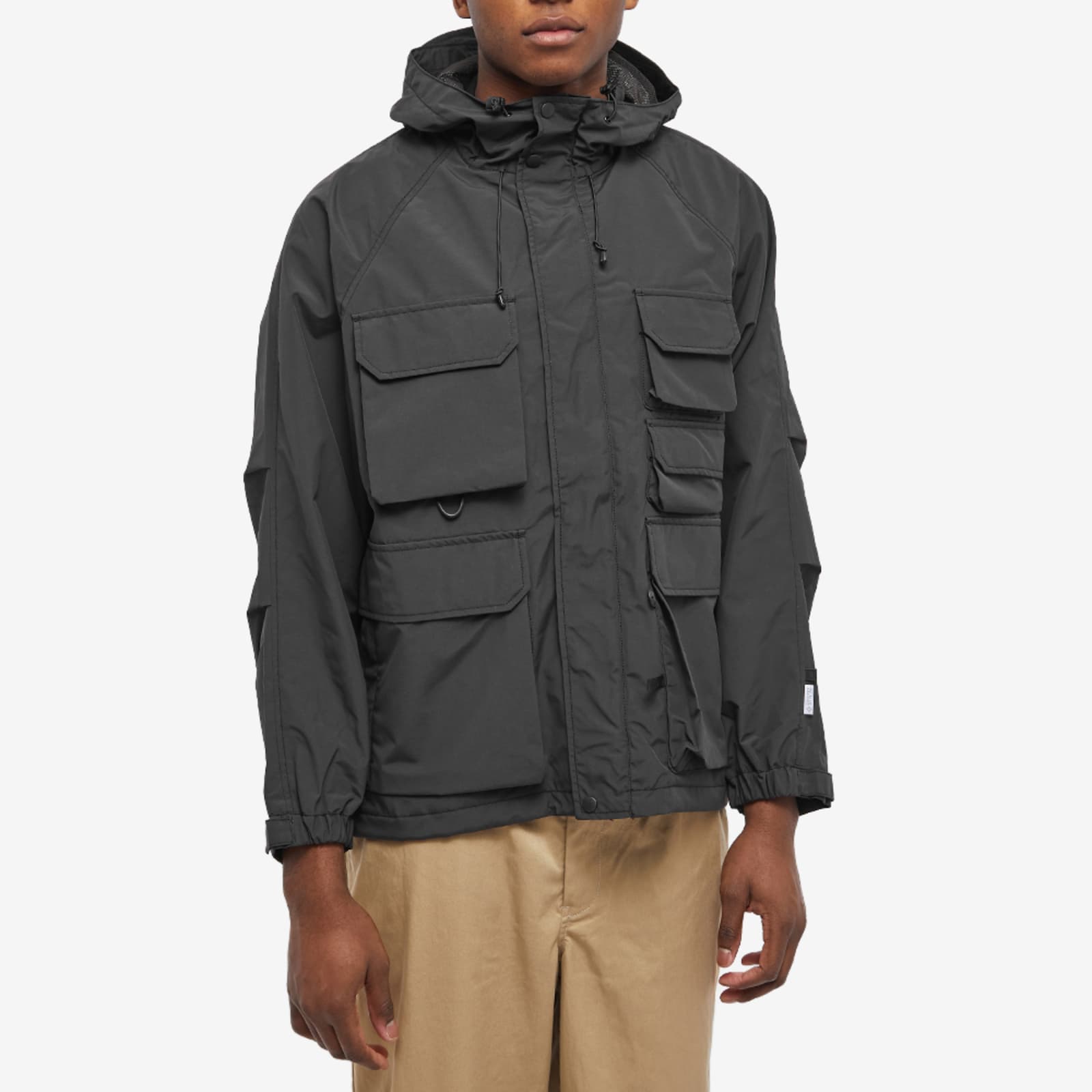 DAIWA GORETEX INFINIUM™ Tech Mountain Parka Black END.