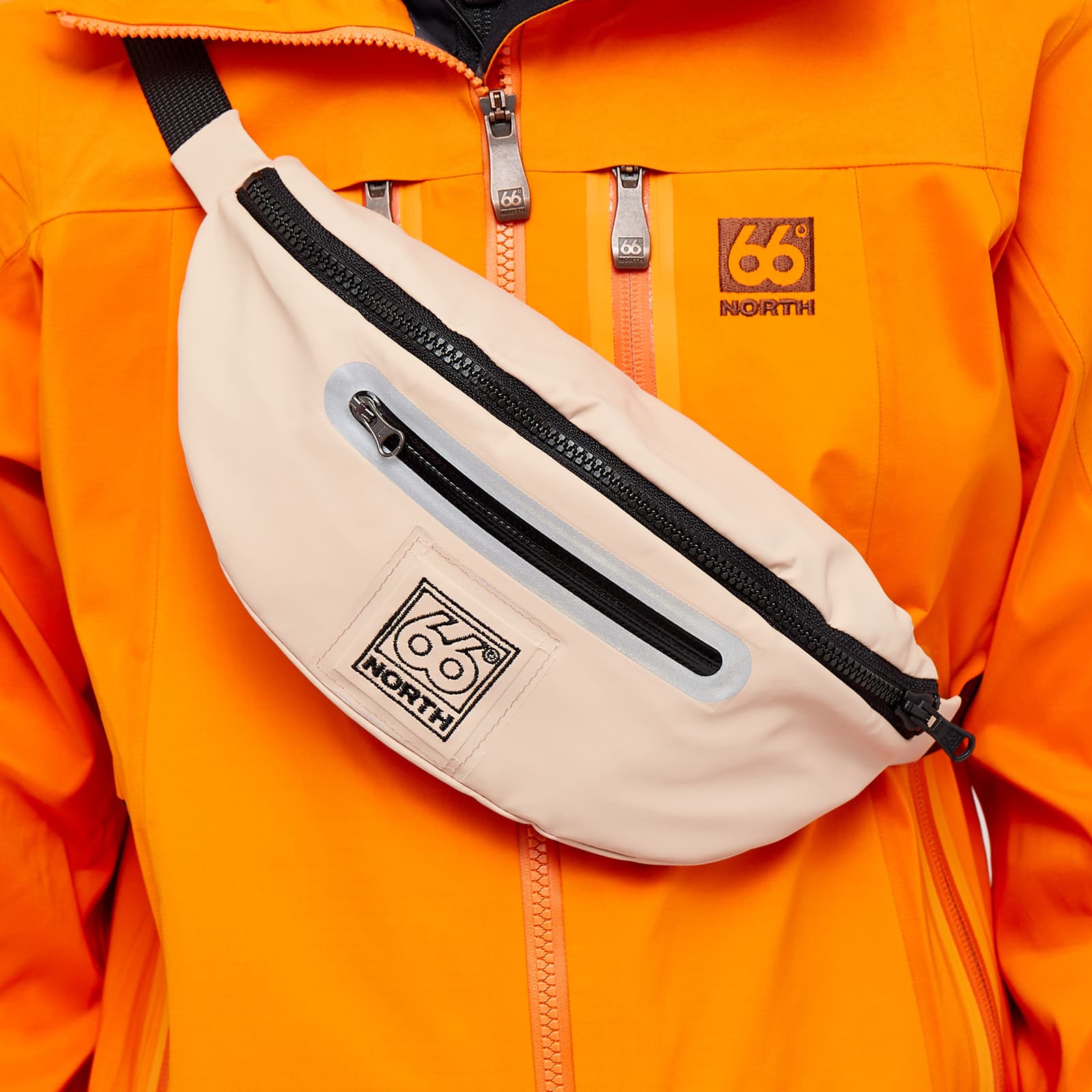 66° North Bum Bag Rose Sand END.