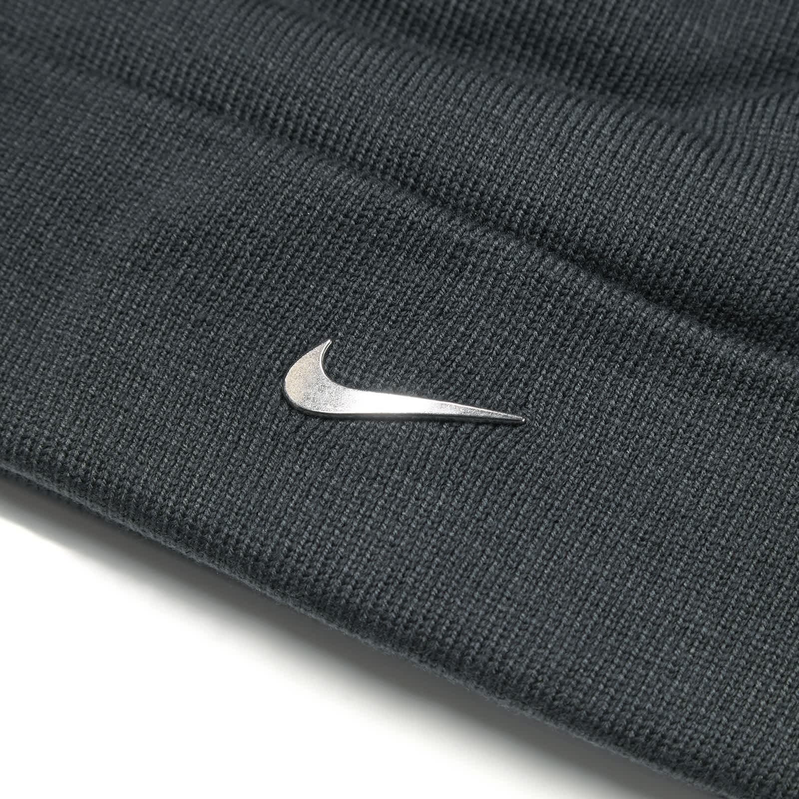 metal swoosh
