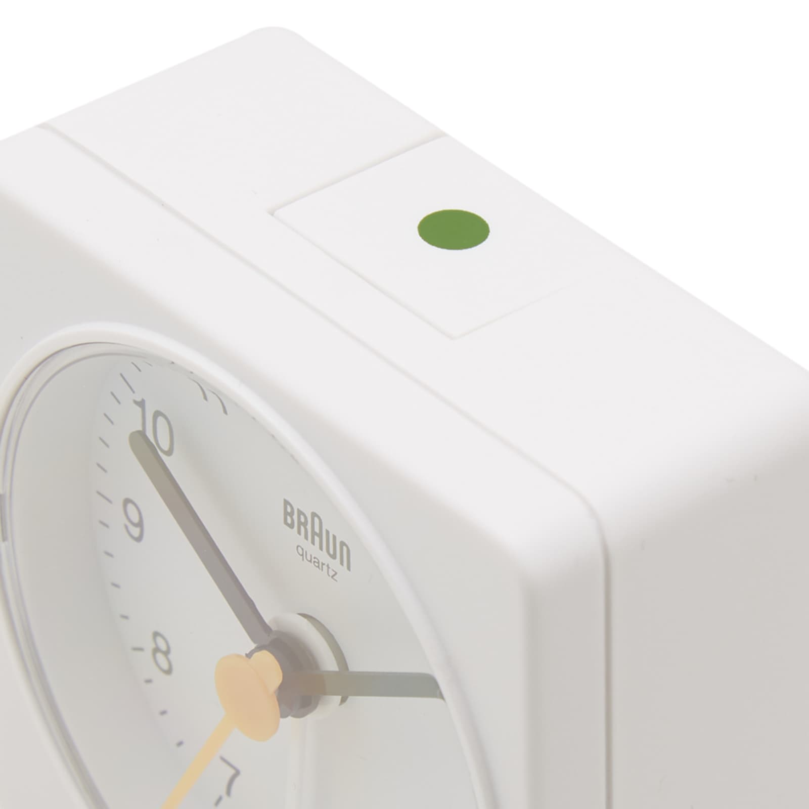 Braun BNC002 Alarm Clock White END. (KR)