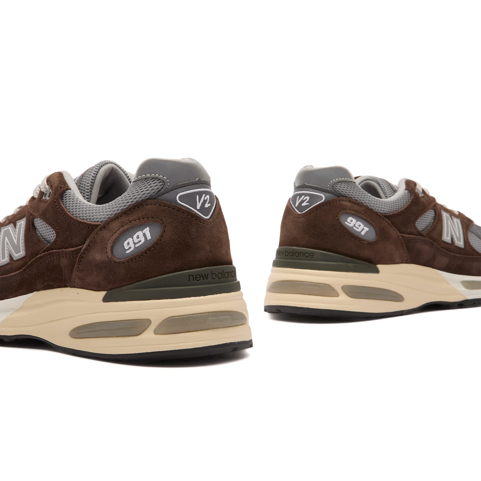 New Balance 991v2 Sneaker