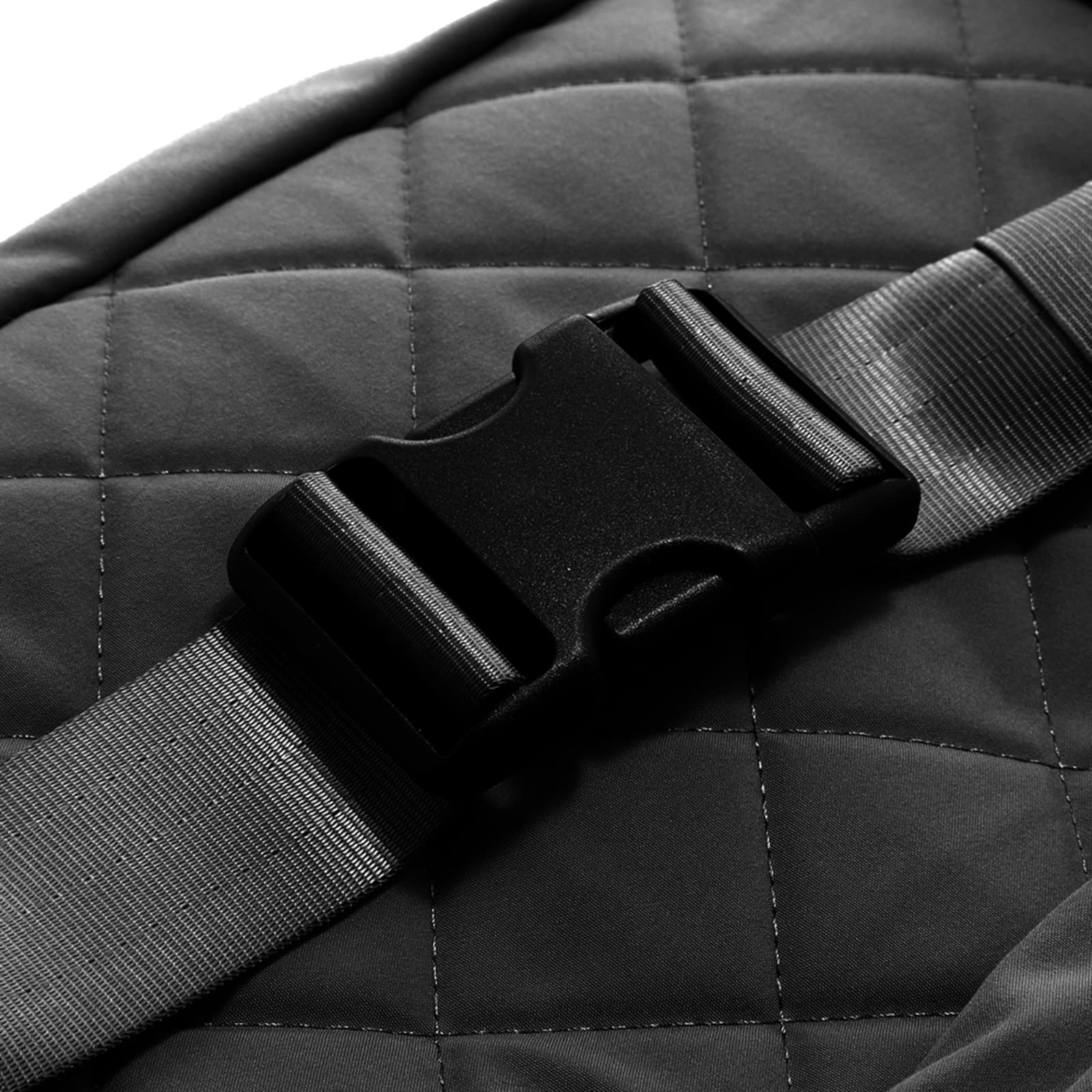 Carhartt WIP Kilda Hip Bag Black END. (GB)