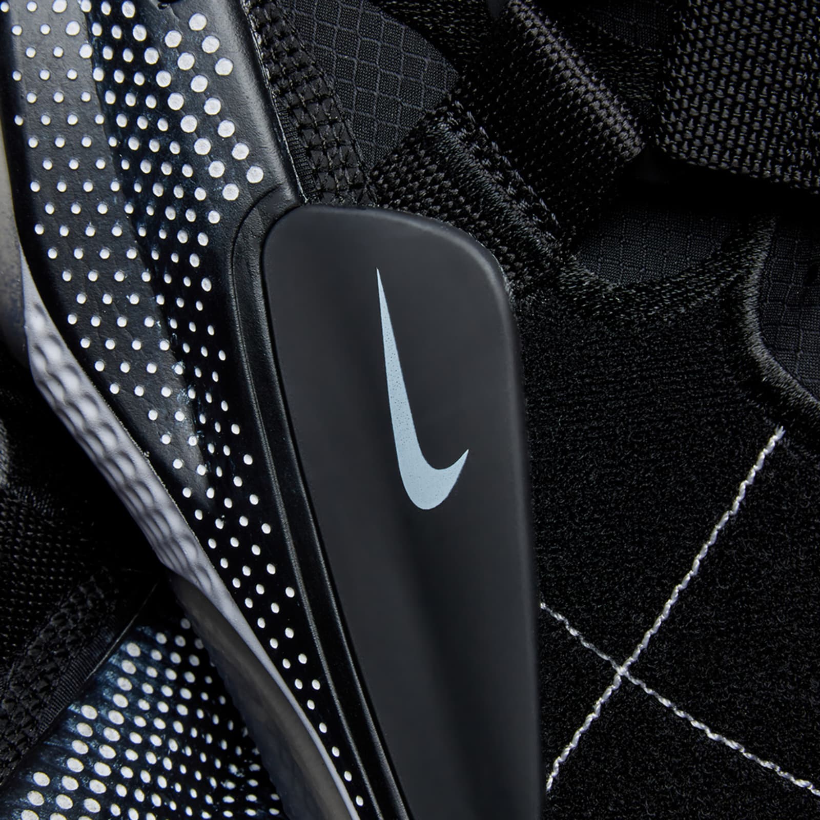 nike joyride env ispa on feet