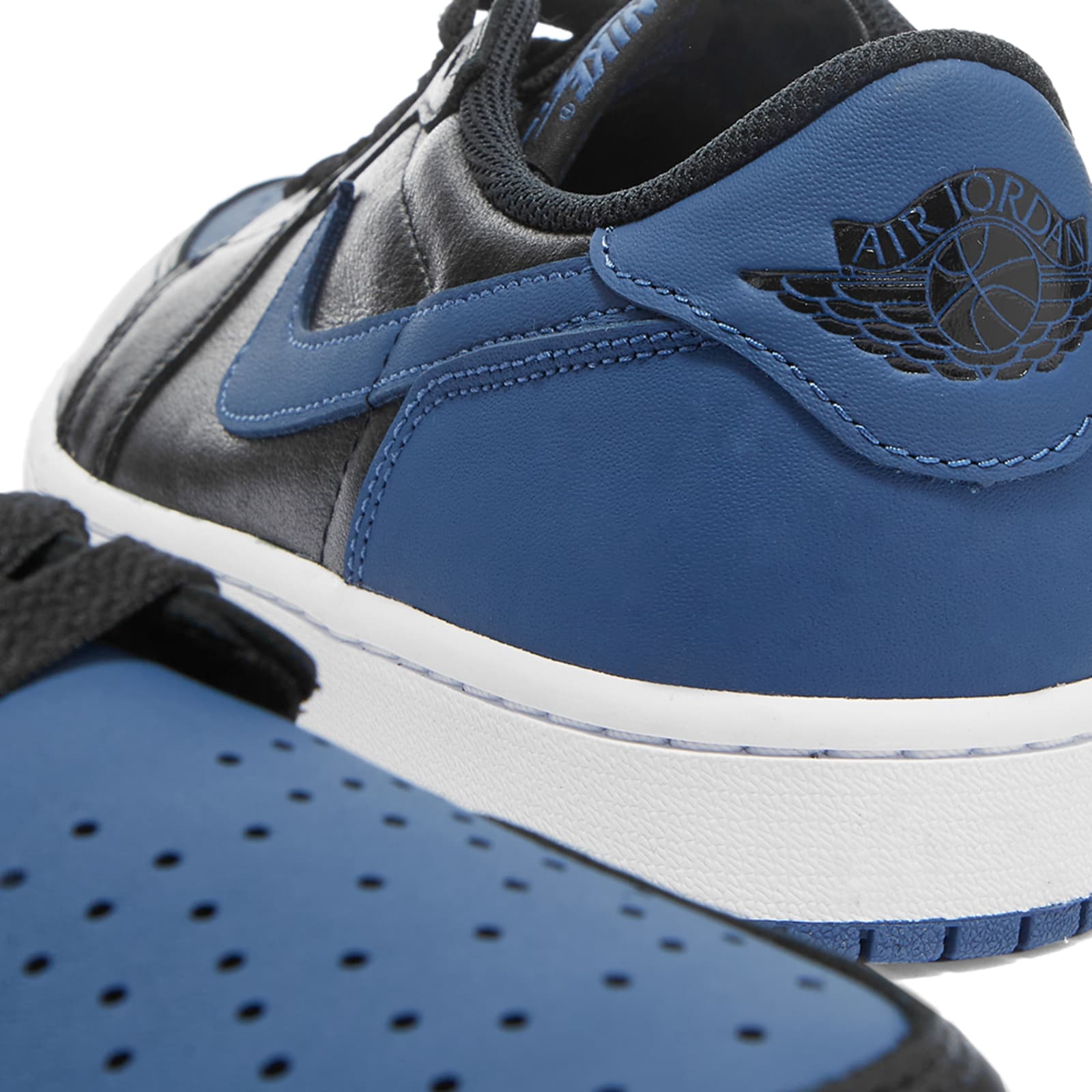 nike air jordan 1 retro low