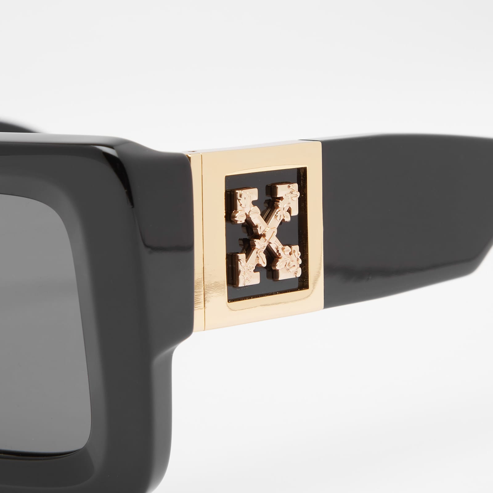 OffWhite Leonardo Sunglasses Black END.