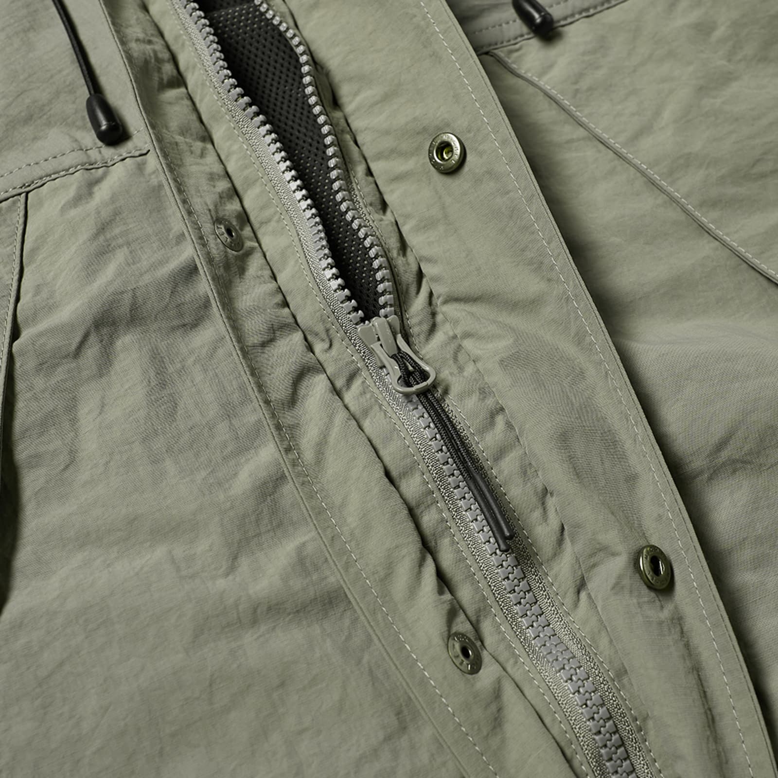 Uniform Bridge Utility Mountain Jacket Grey END.
