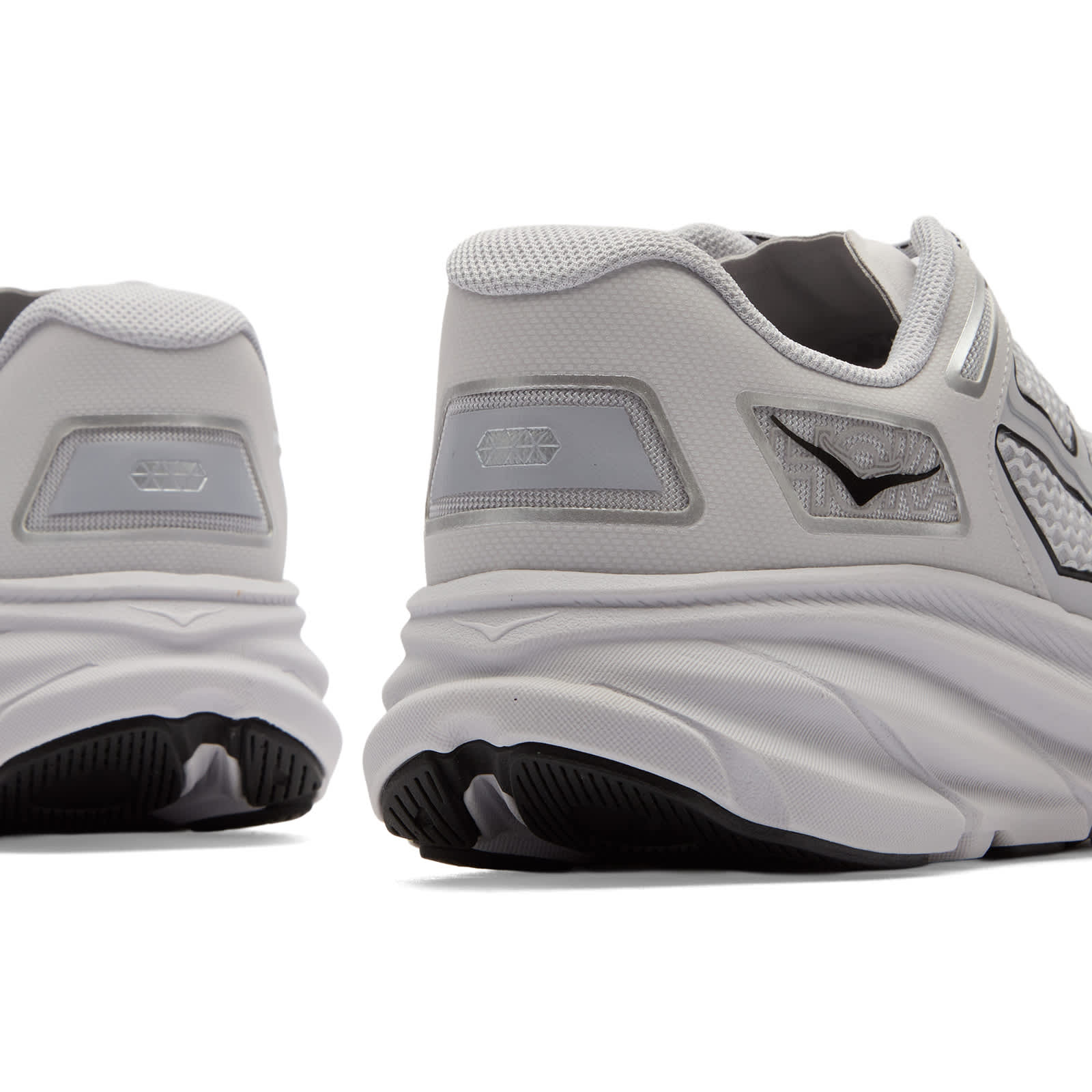 HOKA ONE ONE U Clifton One9 Sneaker